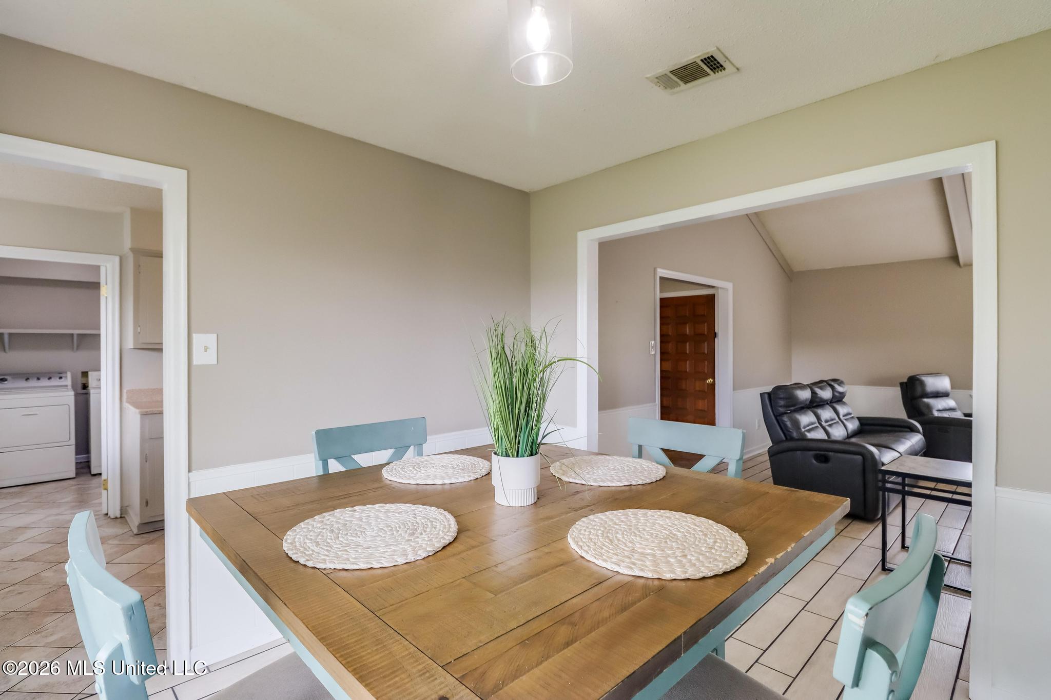 2185 Baywood Drive