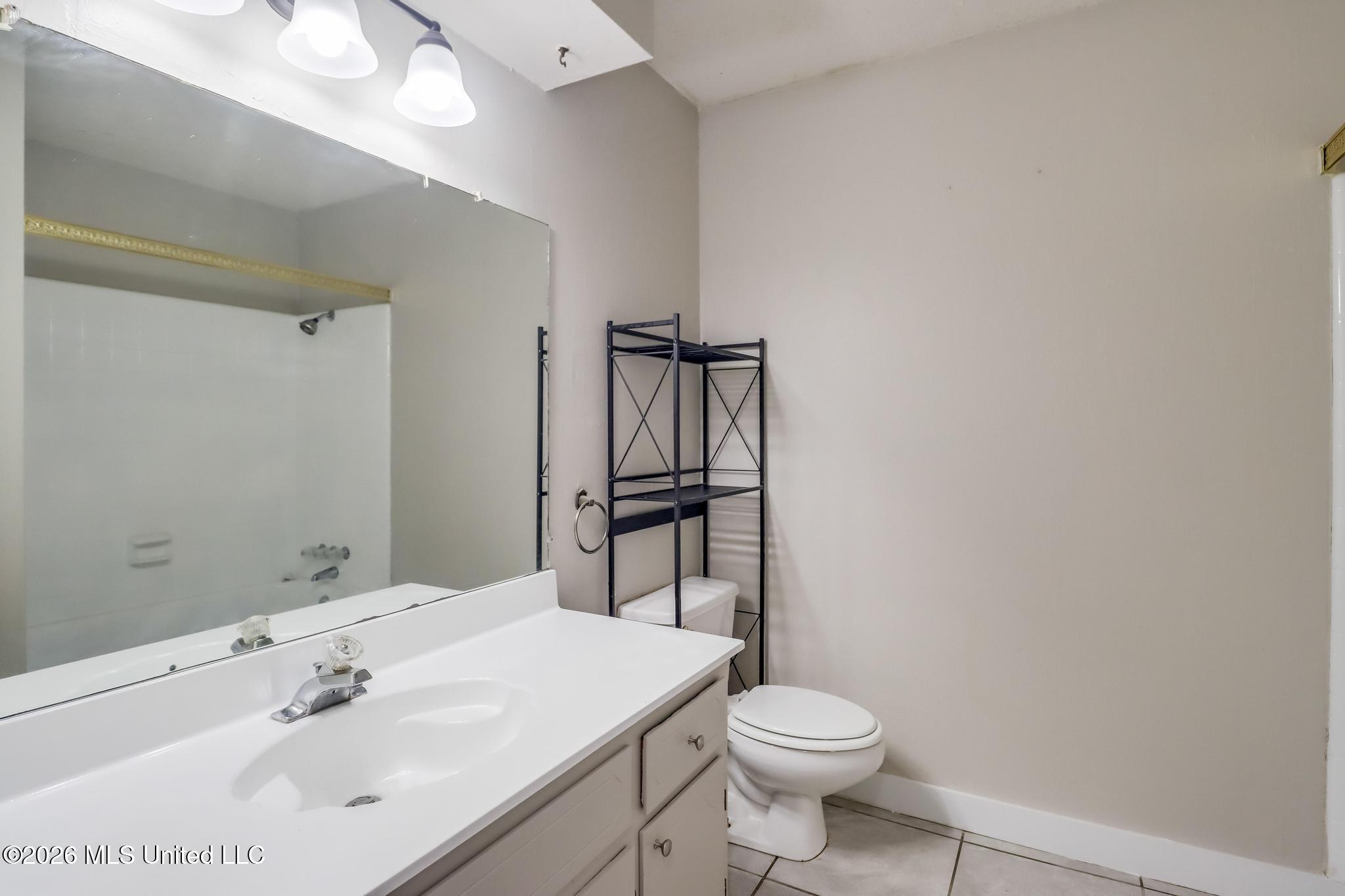2185 Baywood Drive