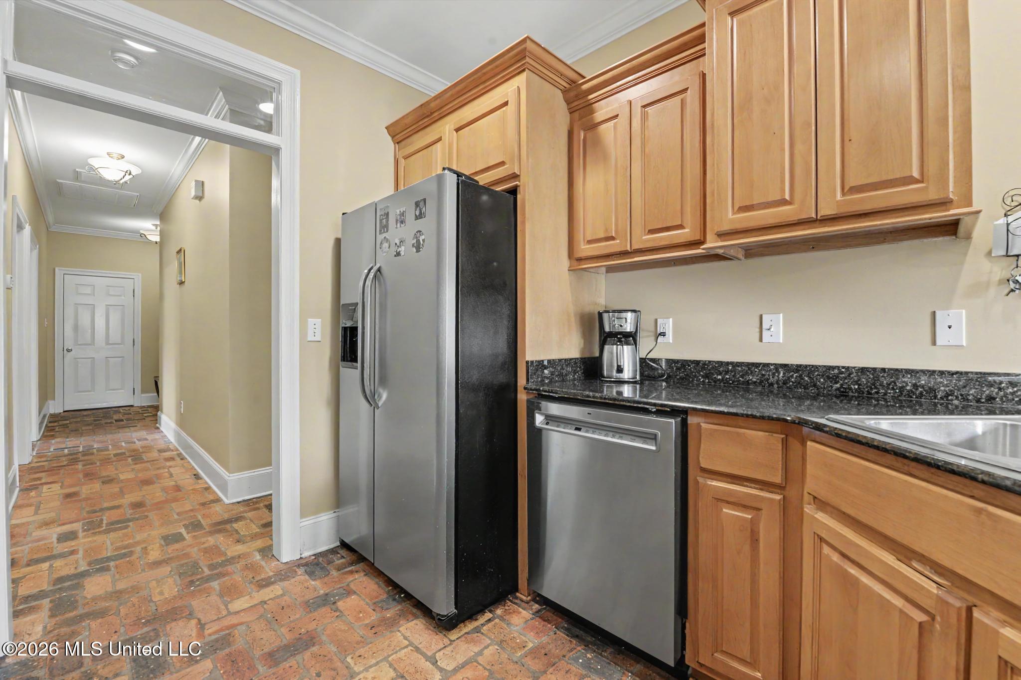 720 Oleander Lane
