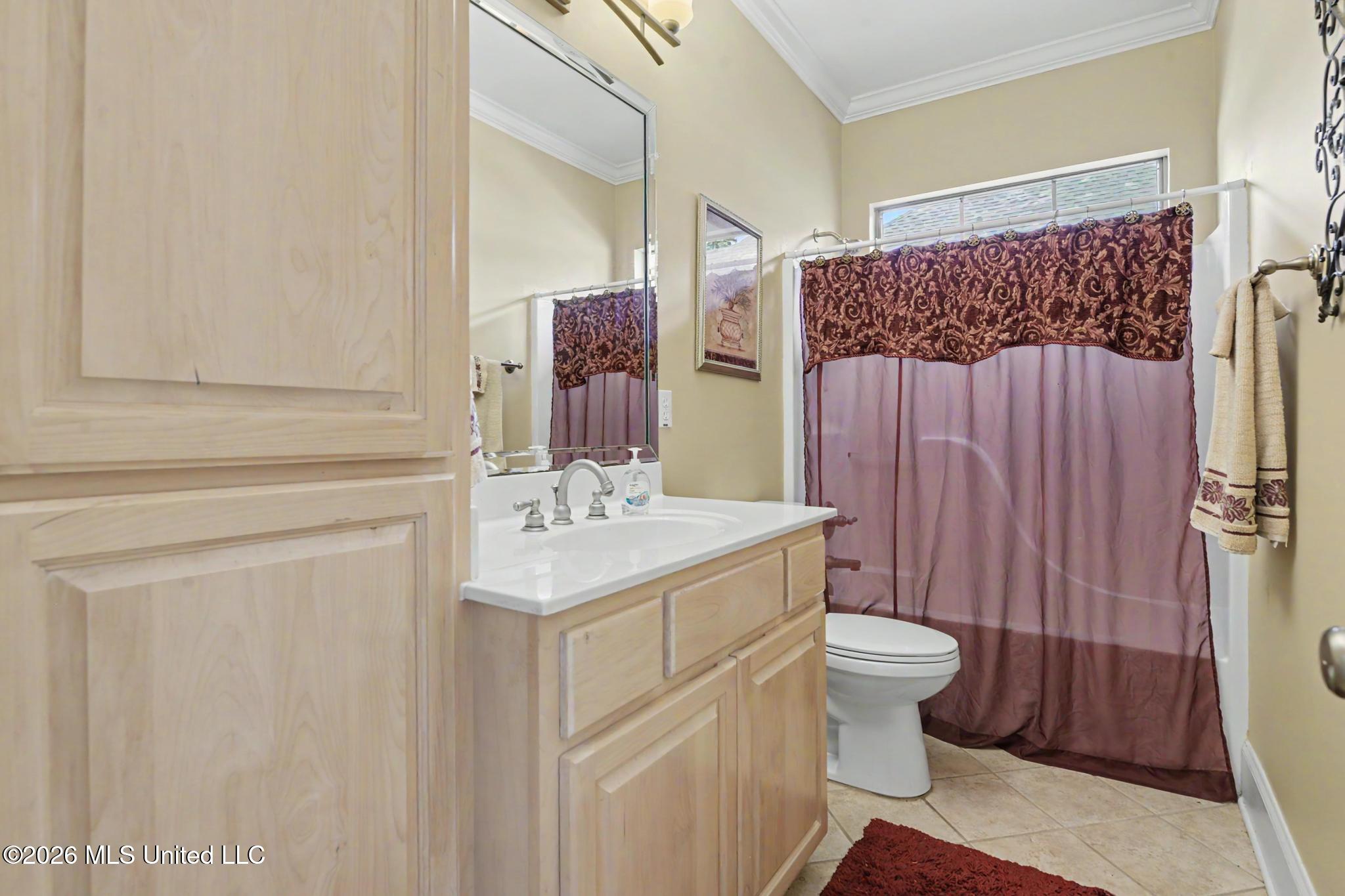 720 Oleander Lane