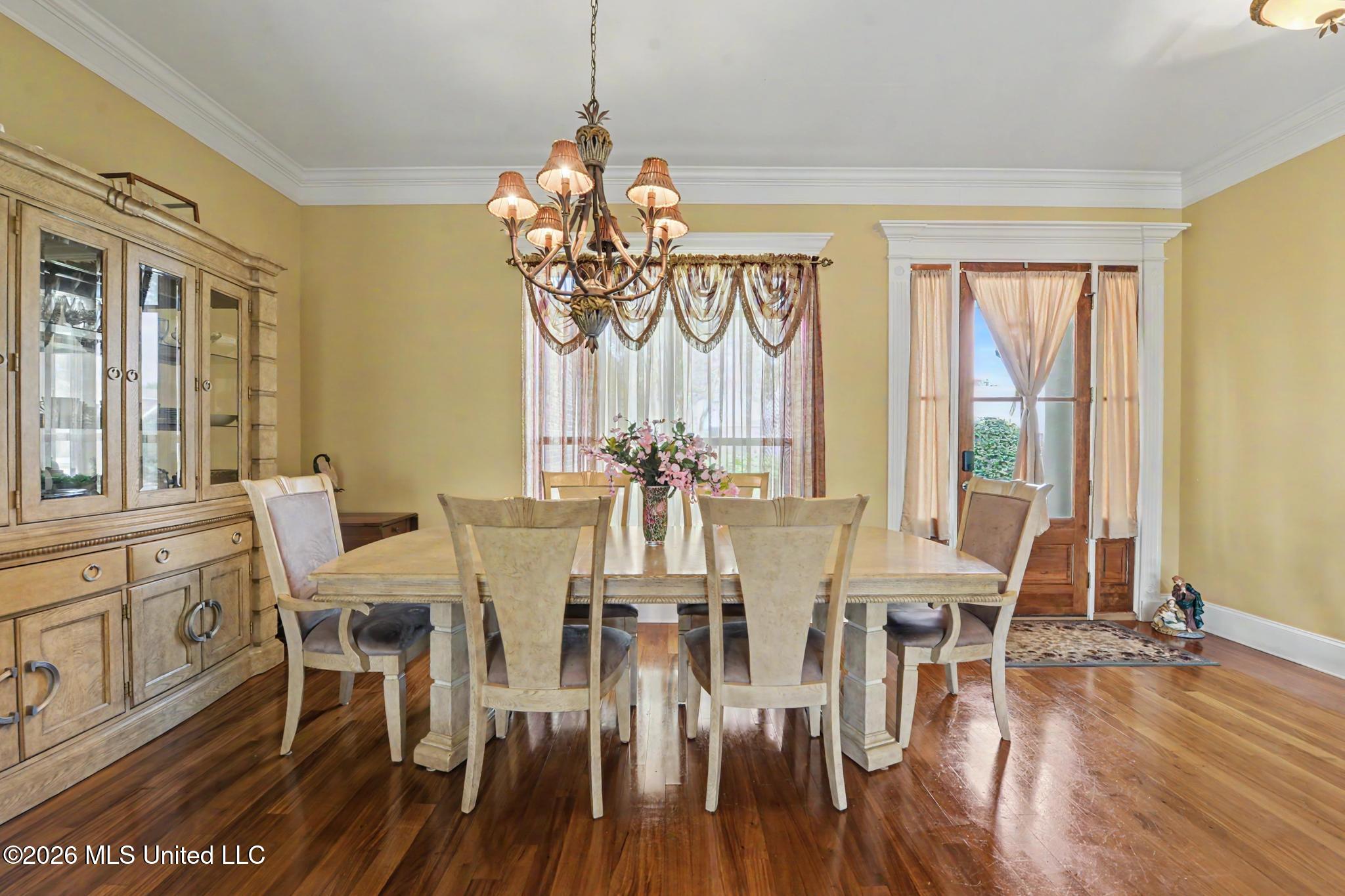 720 Oleander Lane