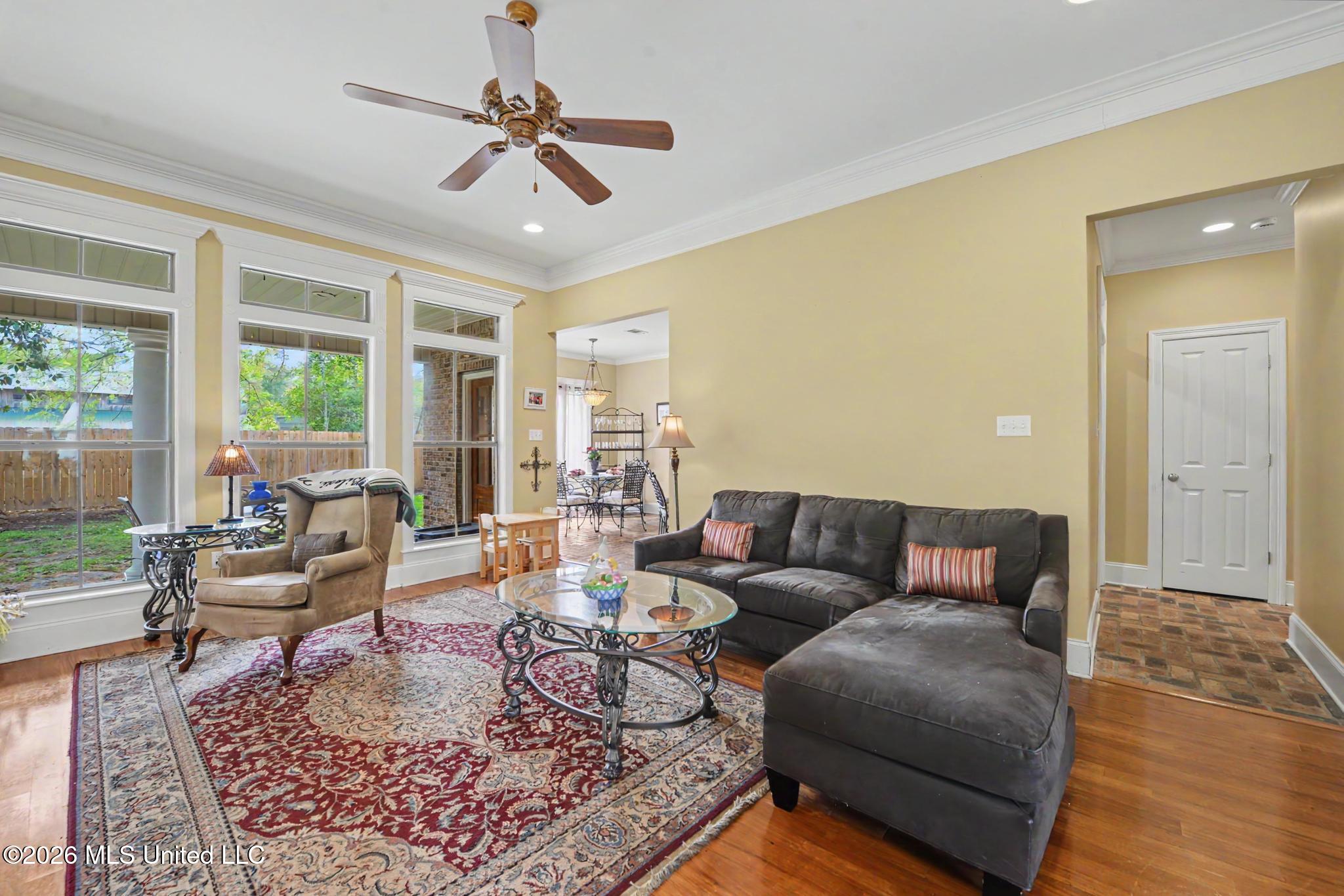 720 Oleander Lane
