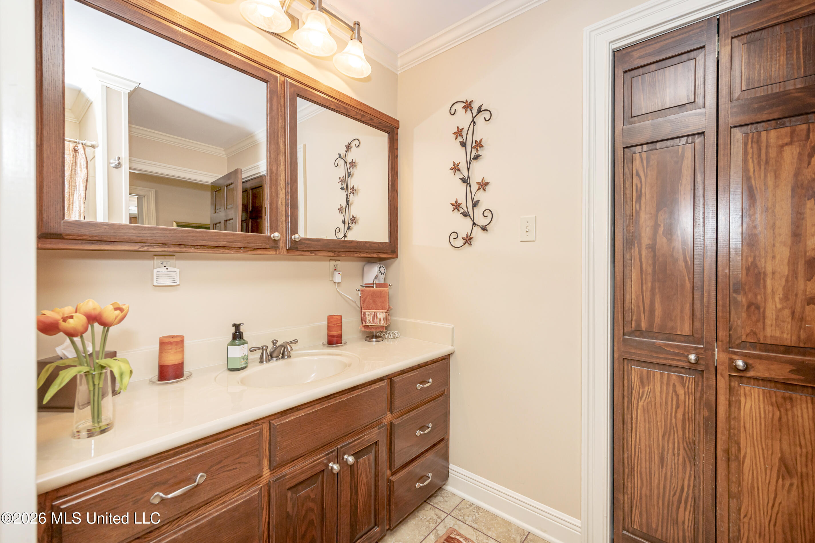 726 Live Oak Drive