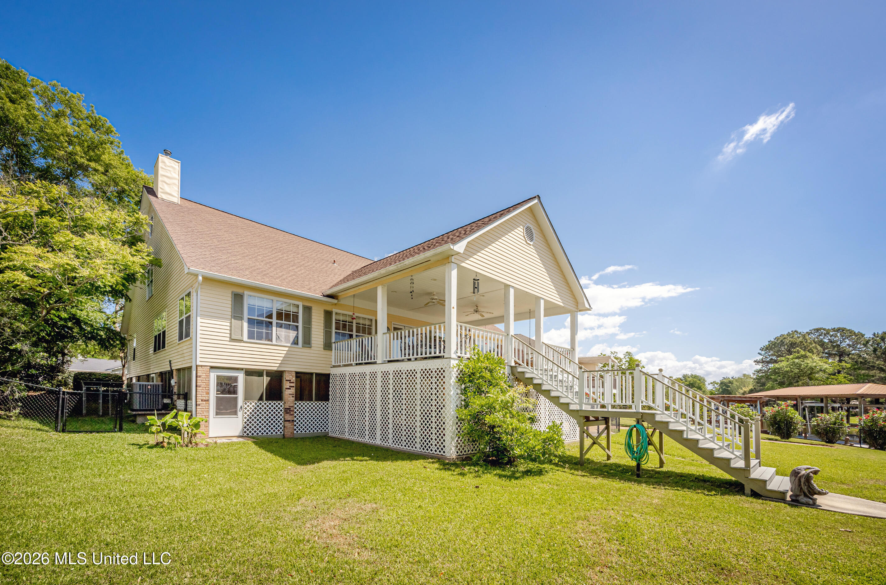 726 Live Oak Drive