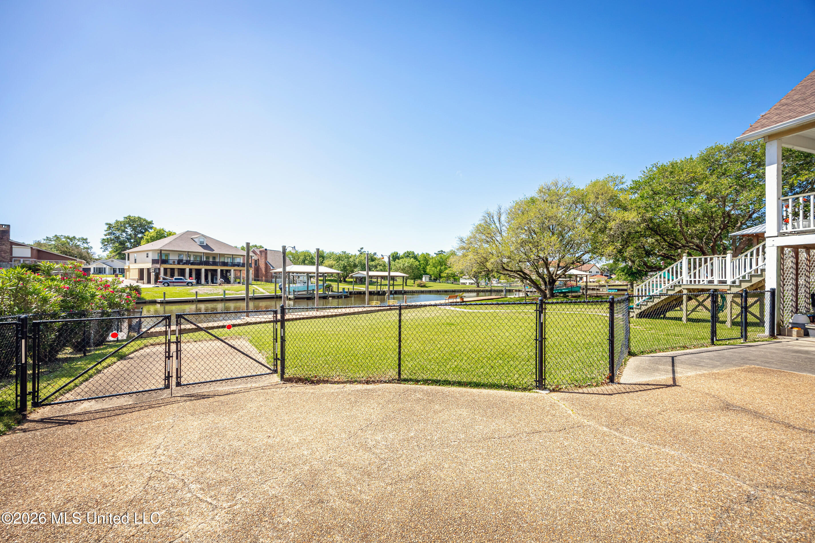 726 Live Oak Drive