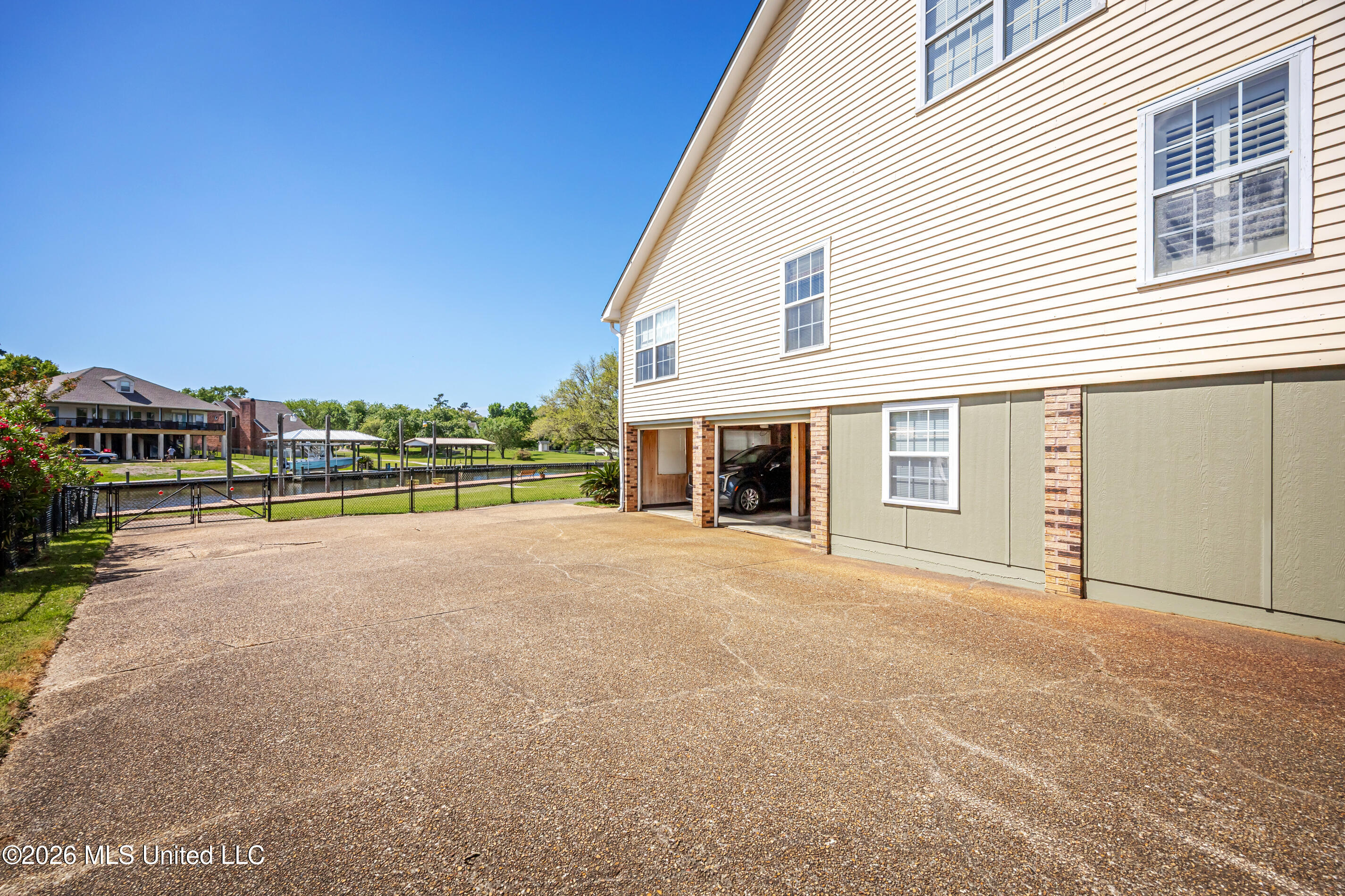 726 Live Oak Drive