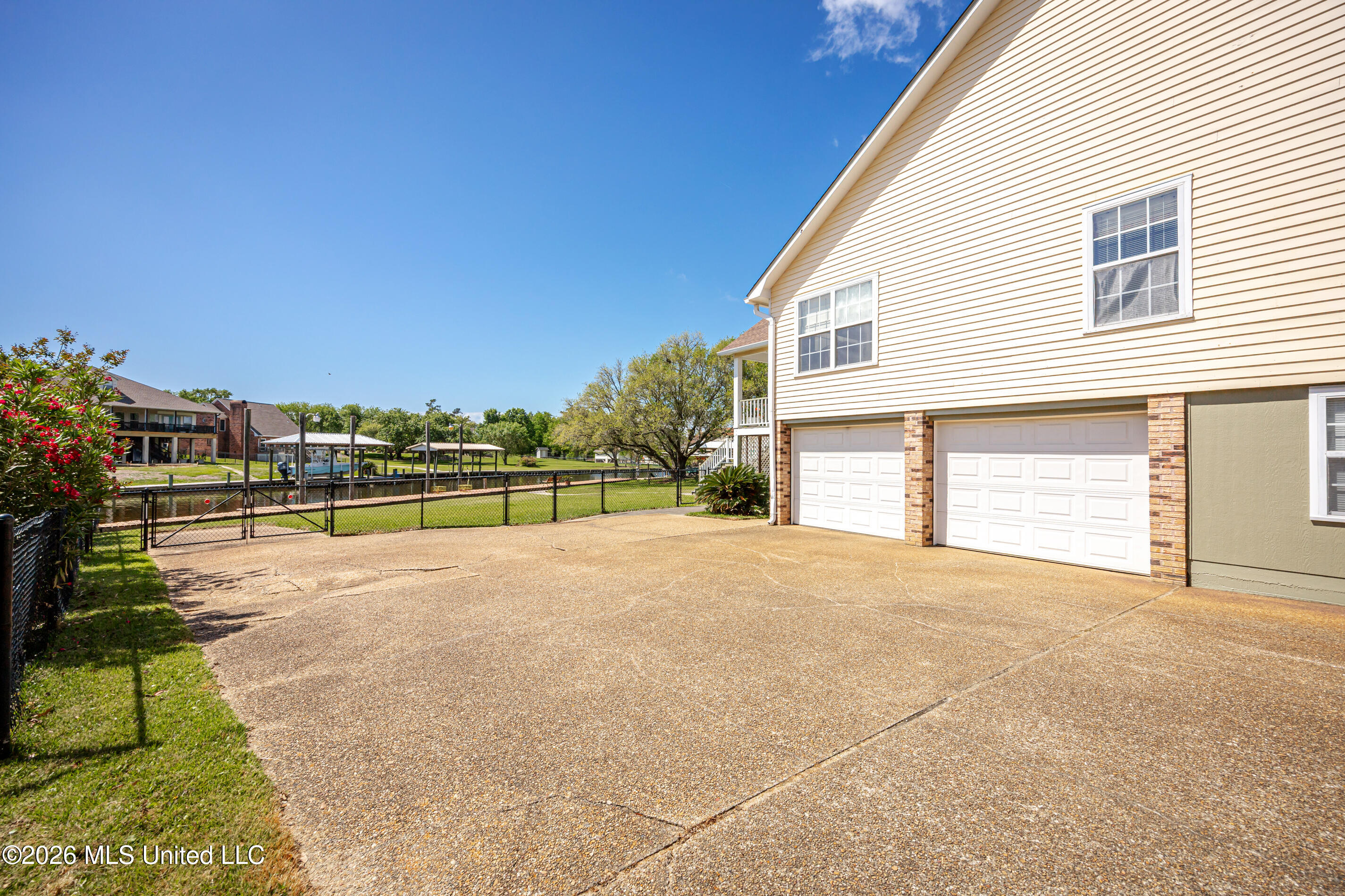726 Live Oak Drive