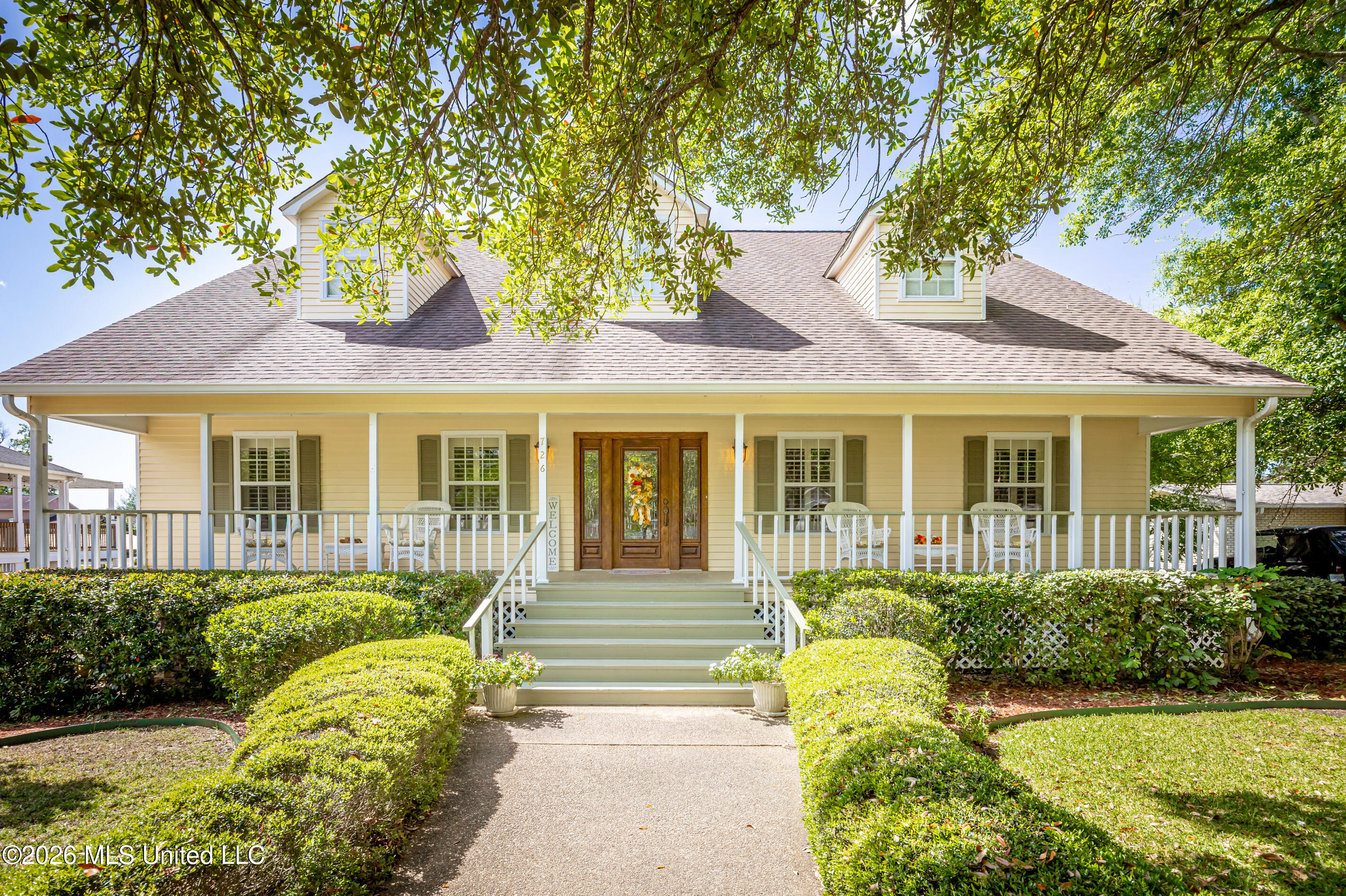 726 Live Oak Drive