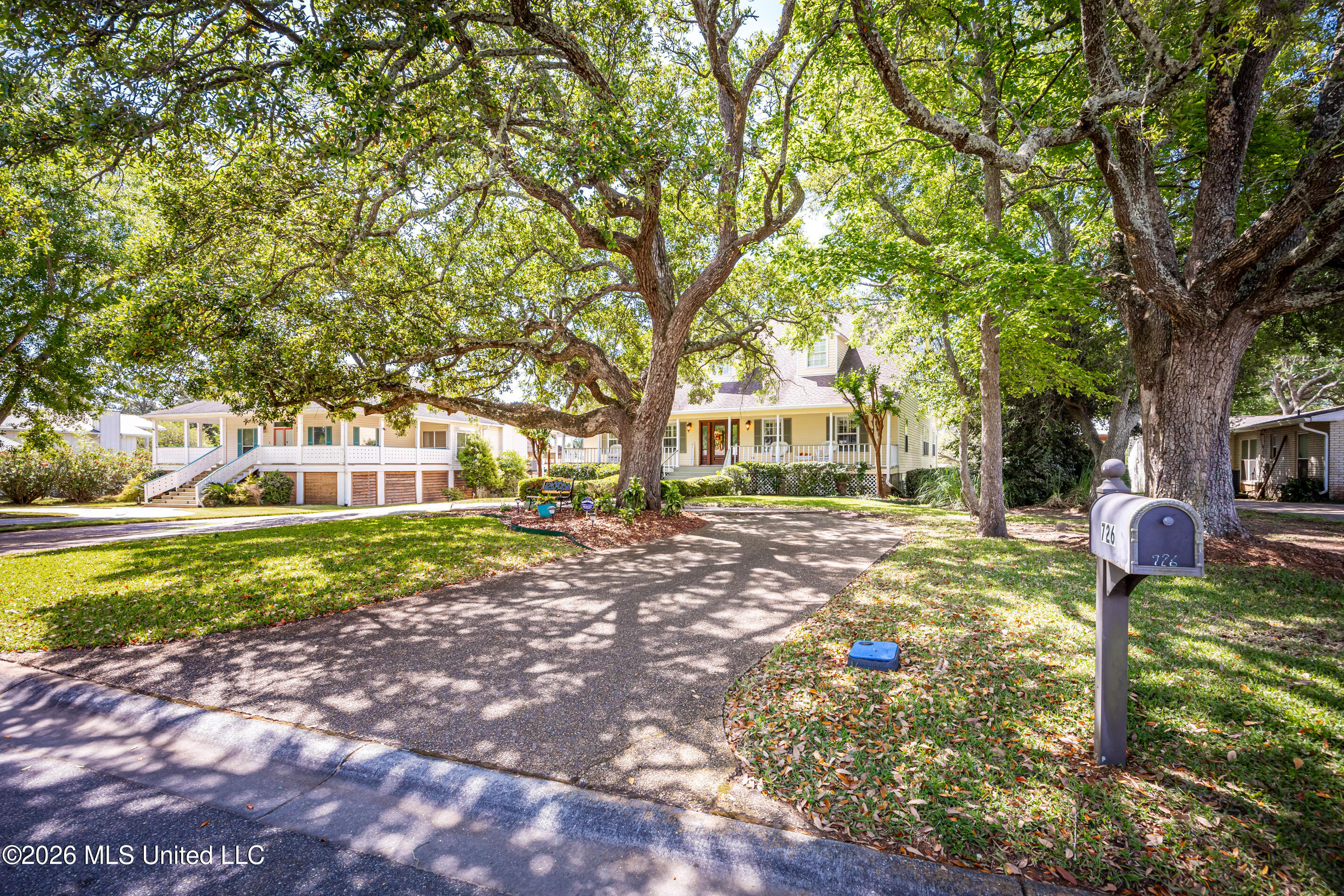726 Live Oak Drive