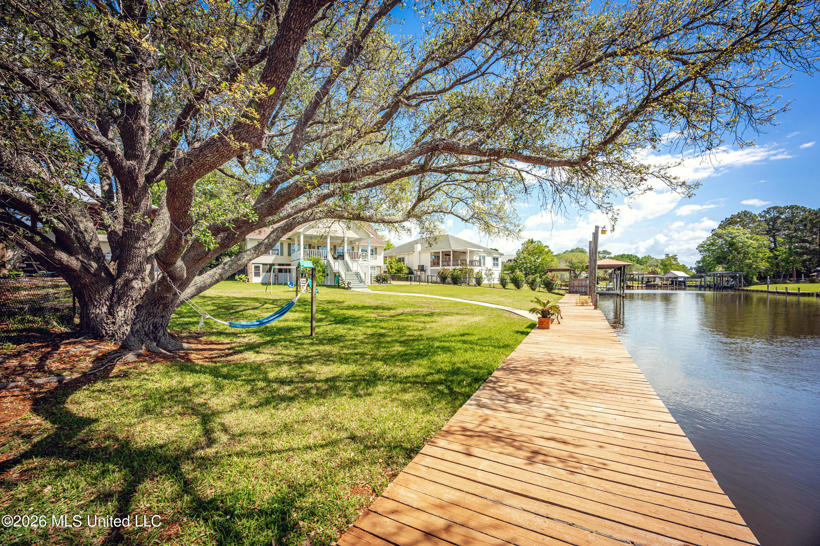 726 Live Oak Drive