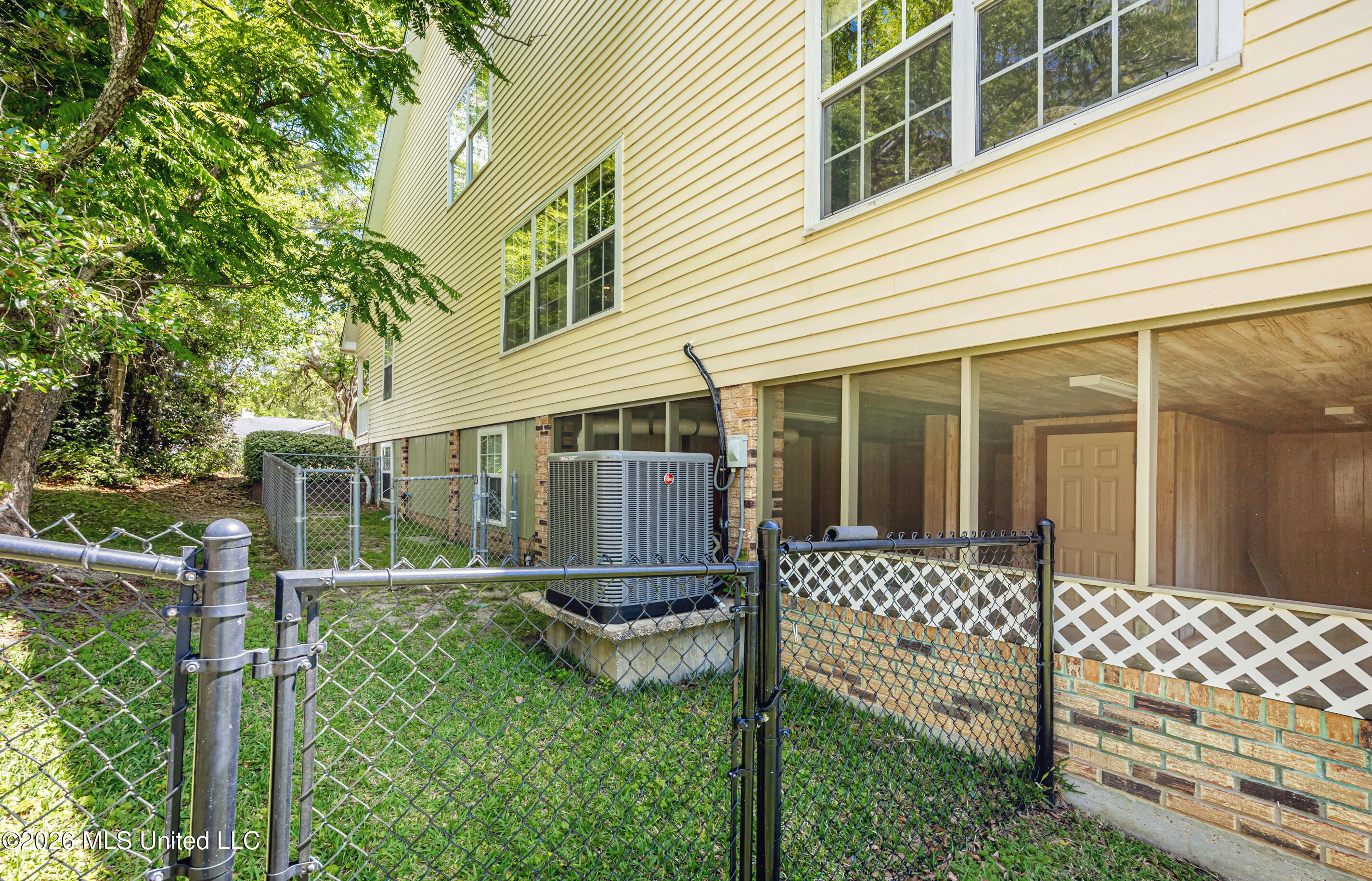 726 Live Oak Drive