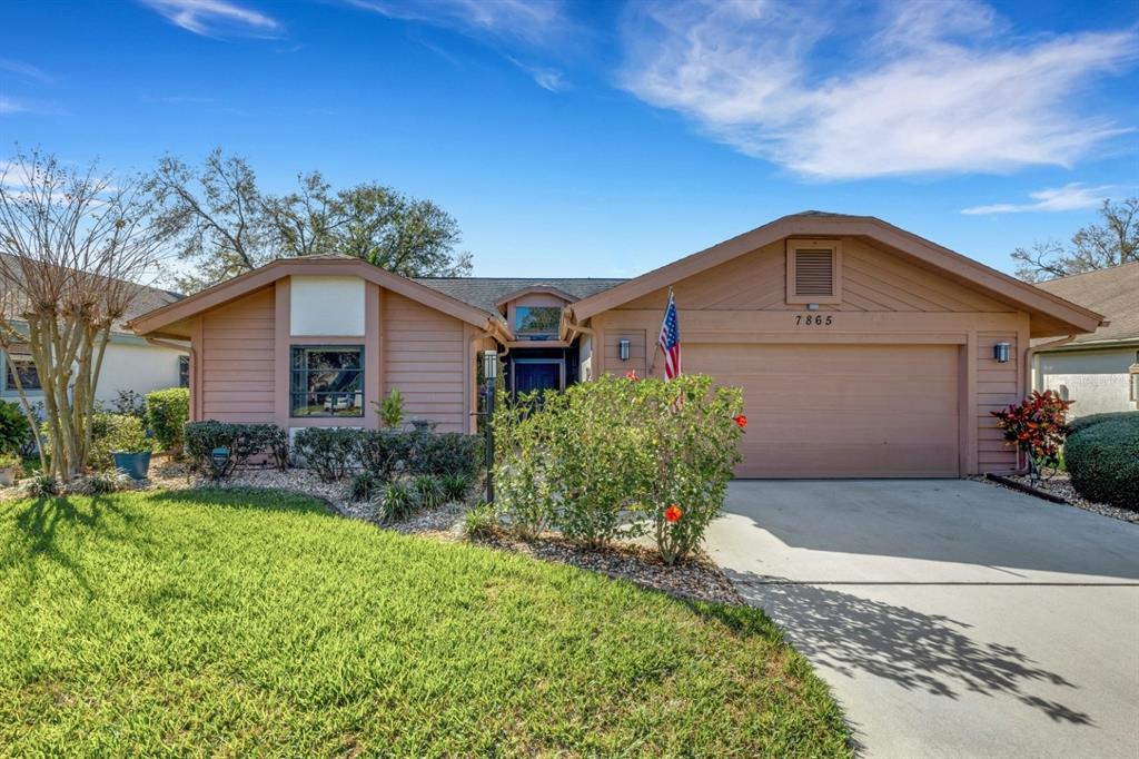 7865 PINE TRACE DR