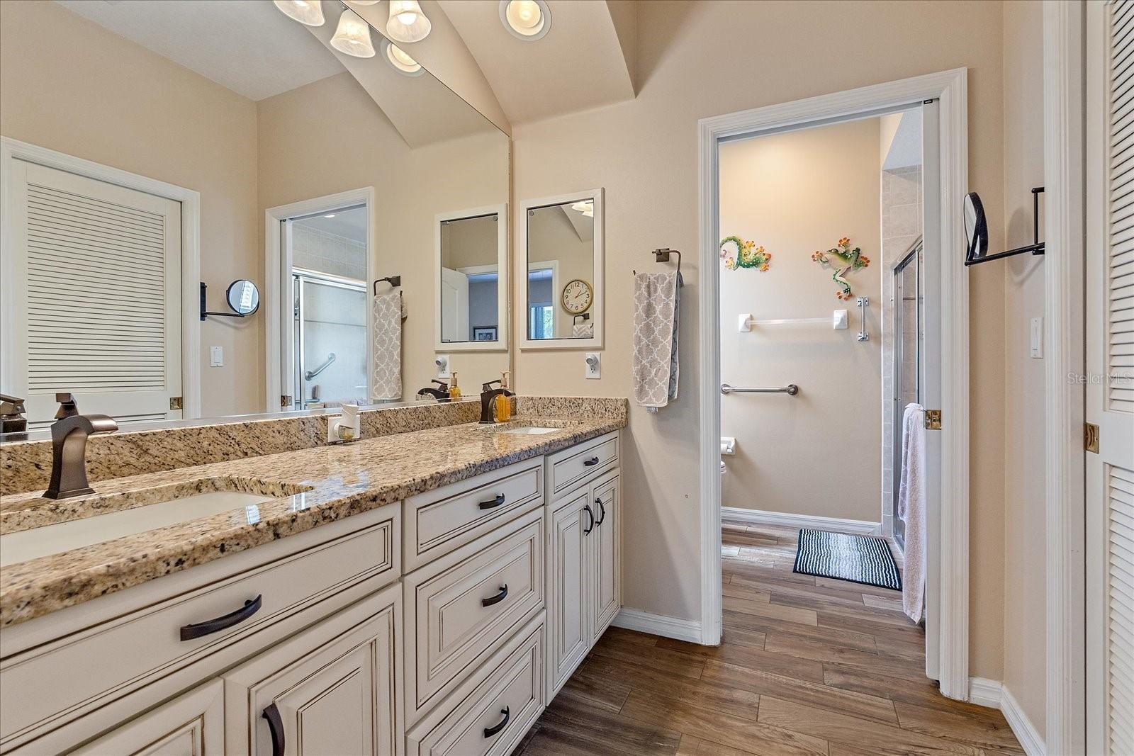 6647 TAILFEATHER WAY