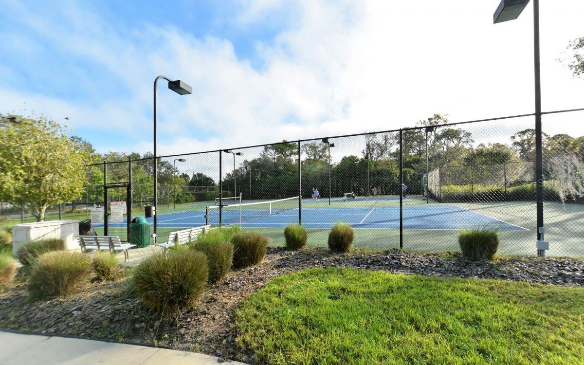 6647 TAILFEATHER WAY