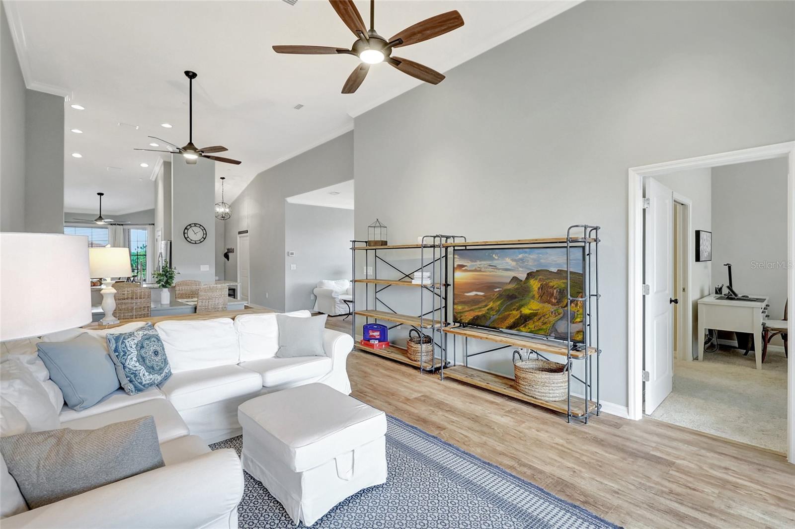 13702 MESSINA LOOP #201