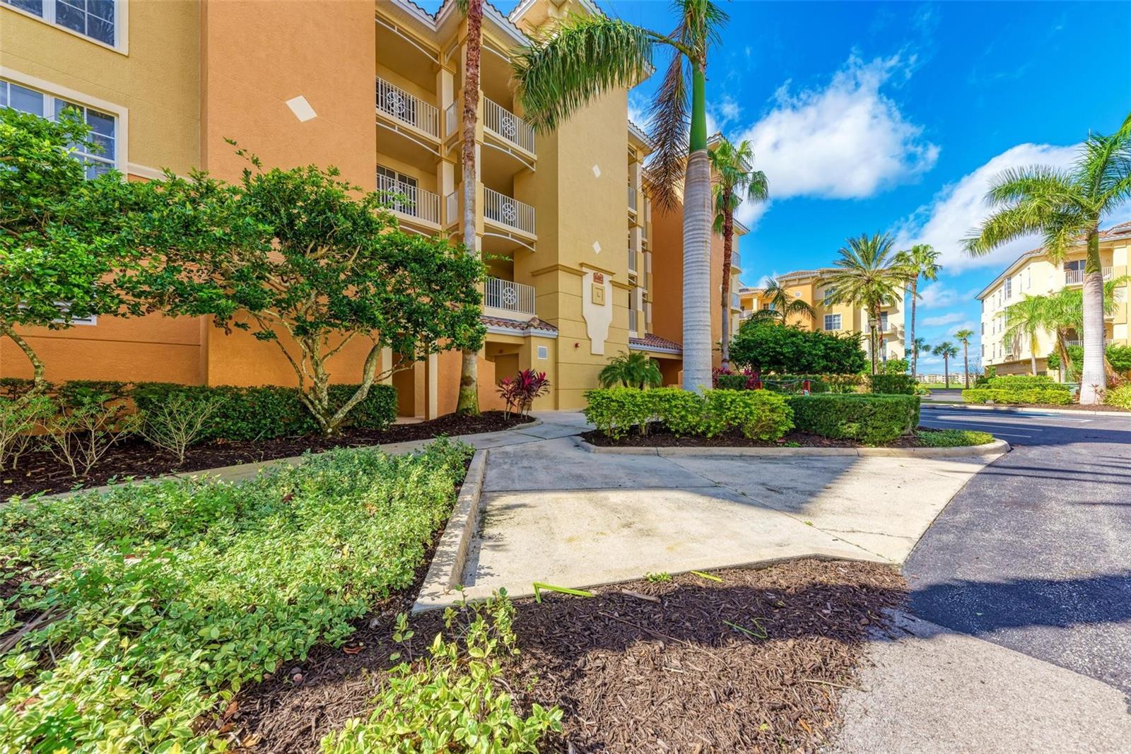 6482 WATERCREST WAY #202