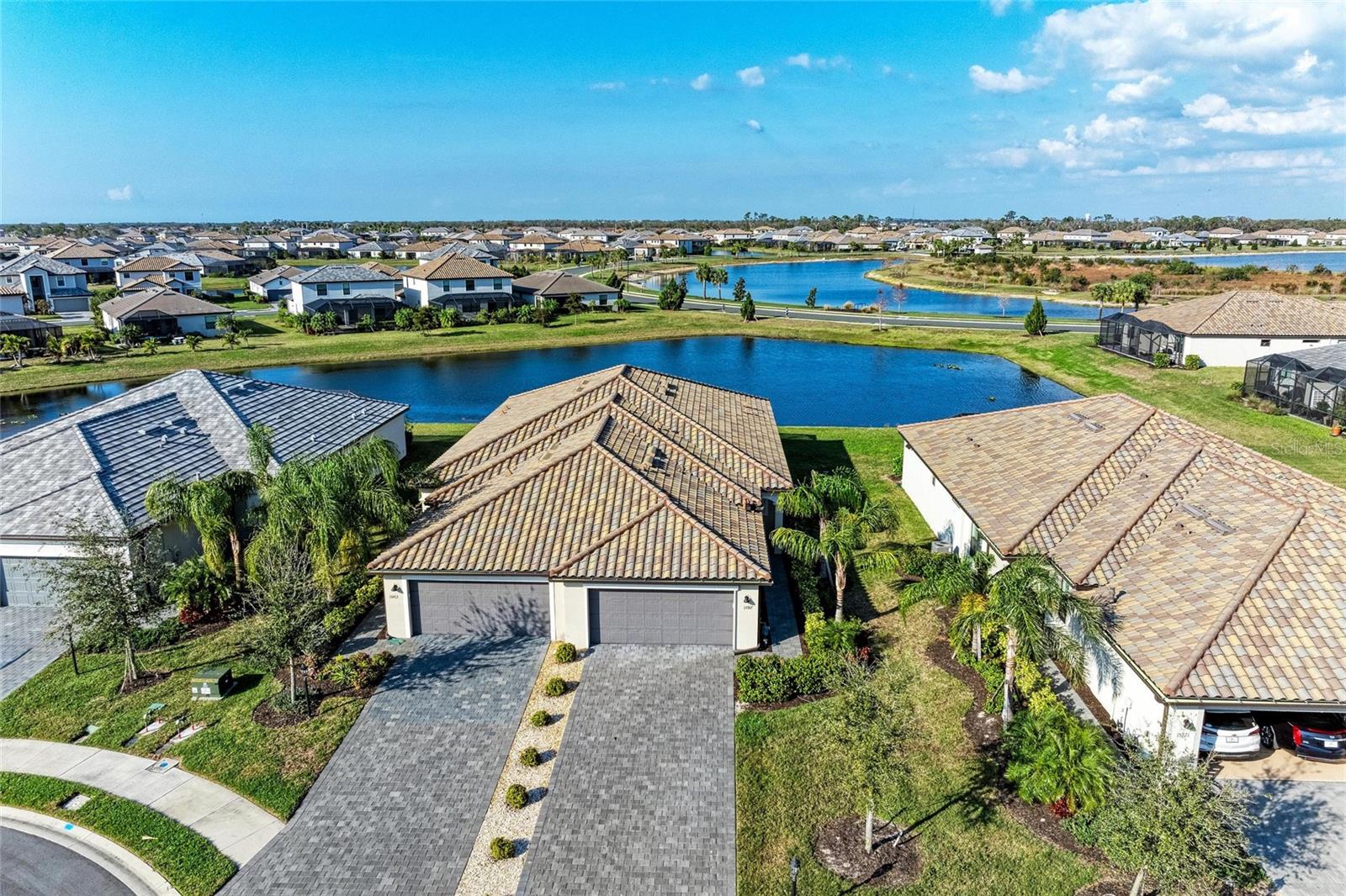 15917 CLEAR SKIES PL