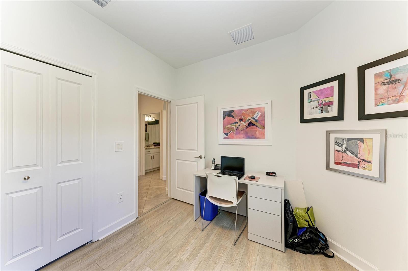 15917 CLEAR SKIES PL