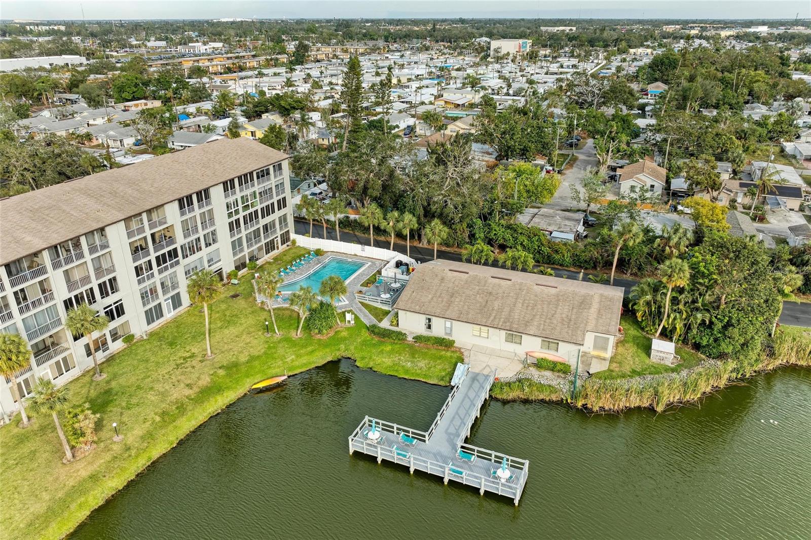 3176 LAKE BAYSHORE DR #319