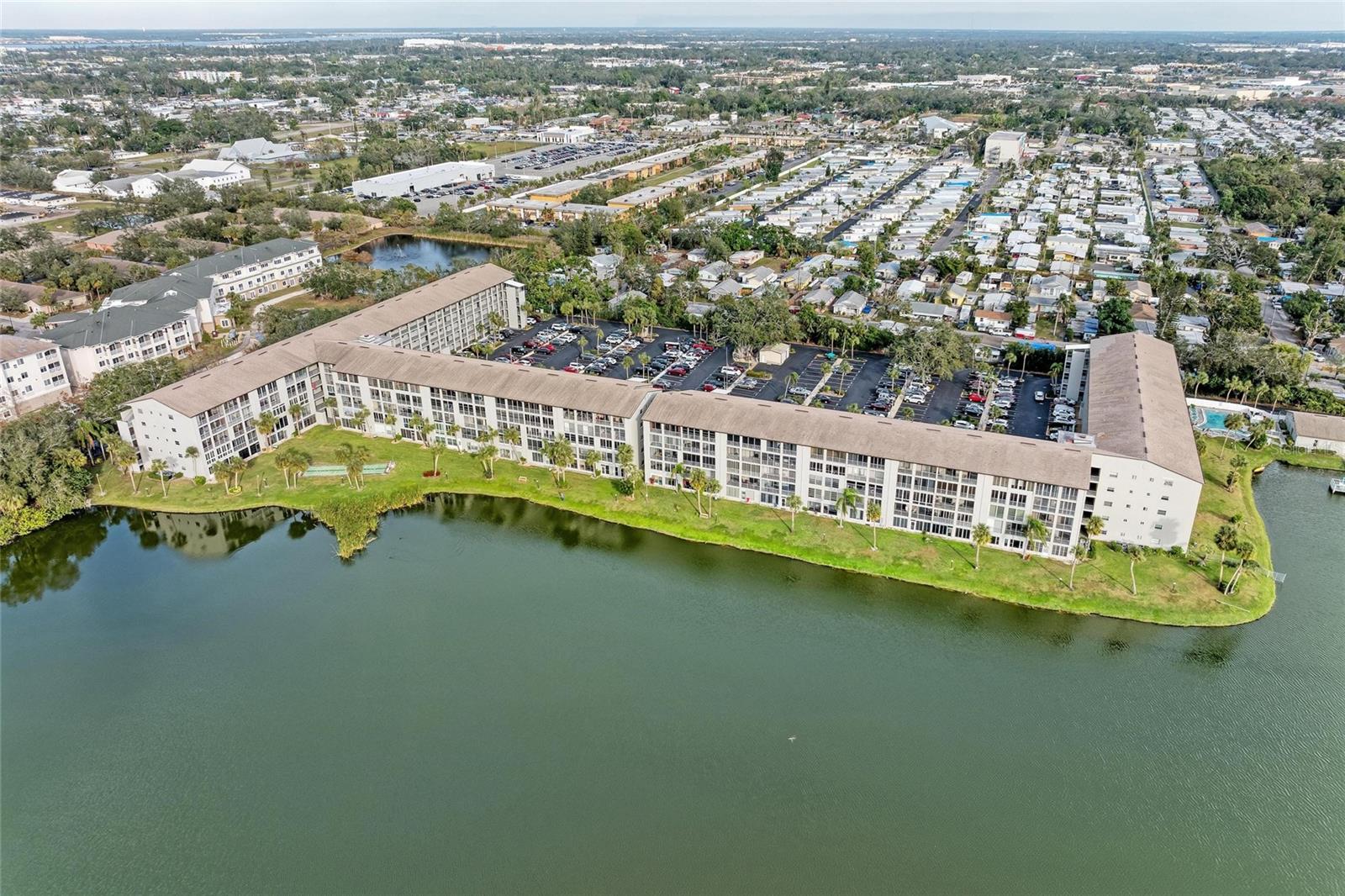 3176 LAKE BAYSHORE DR #319