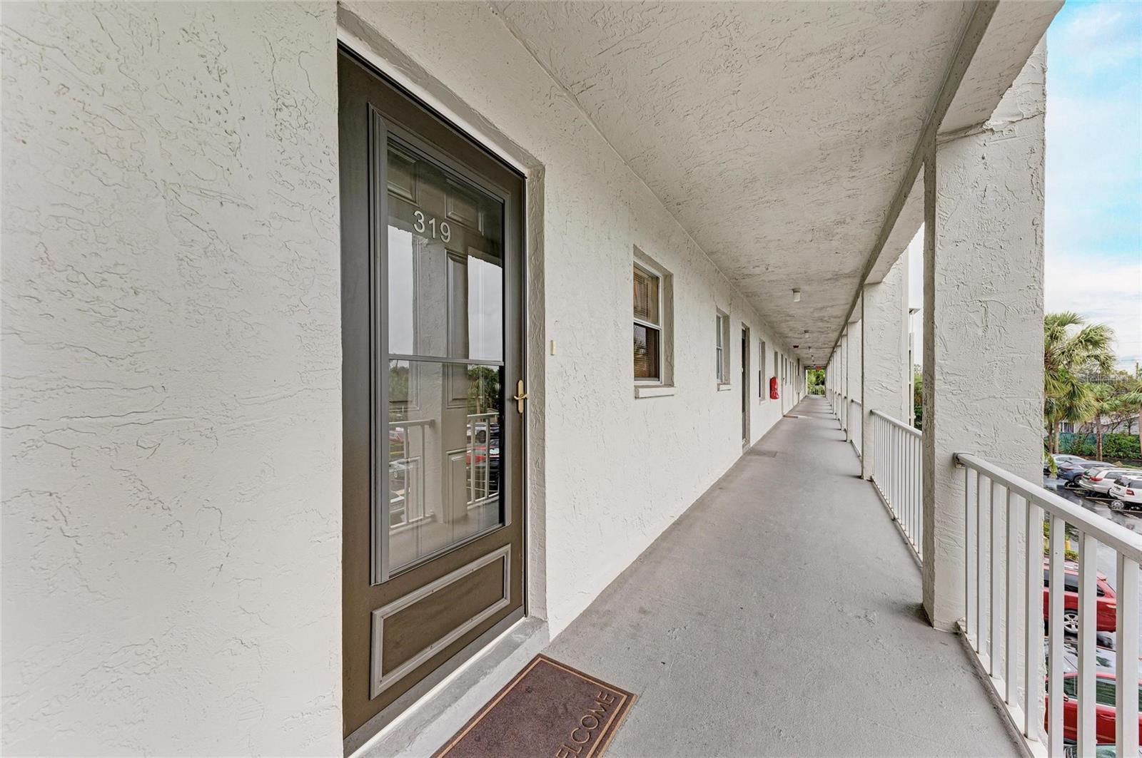 3176 LAKE BAYSHORE DR #319