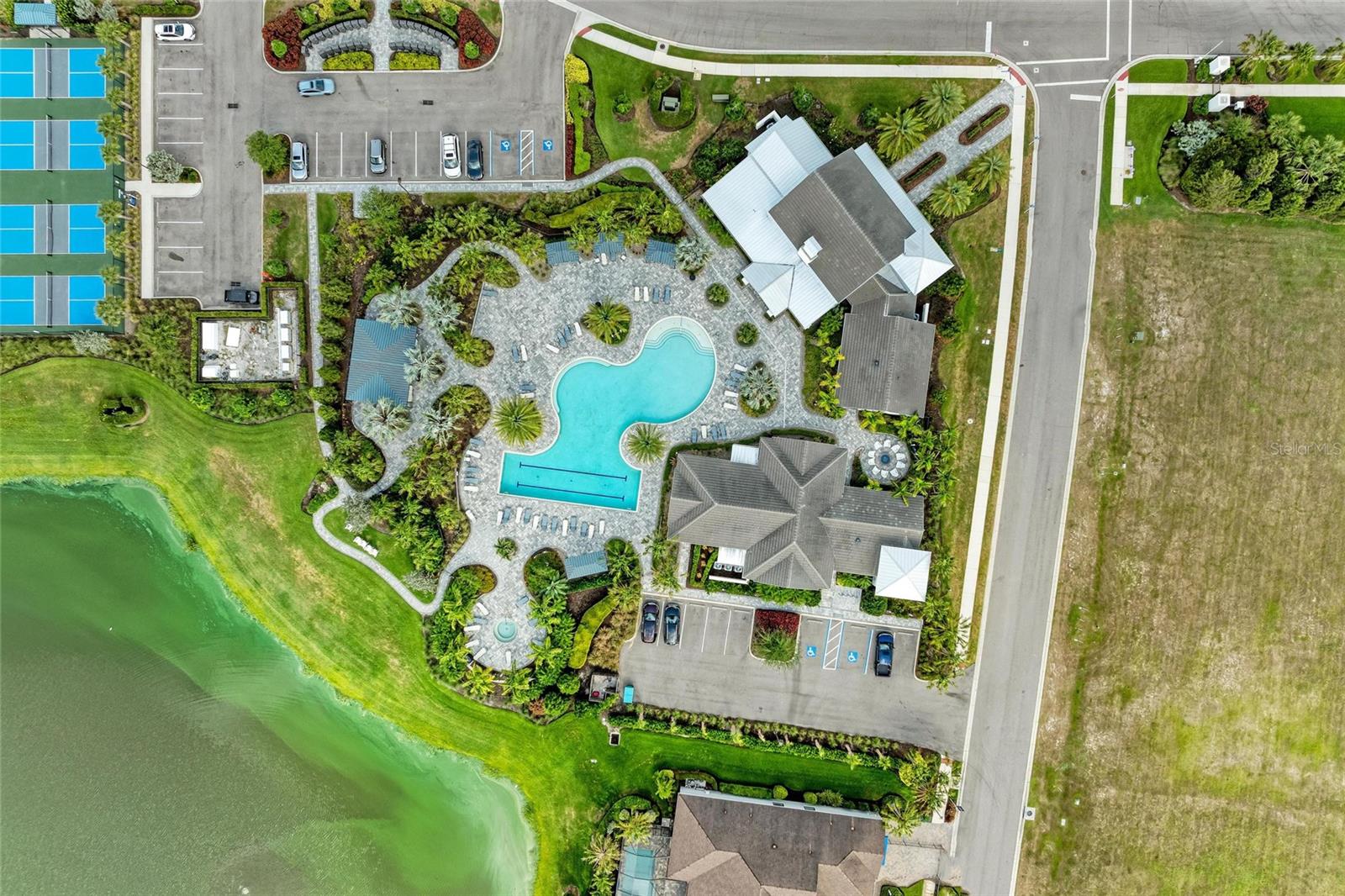 4625 CANOE CREEK AVE