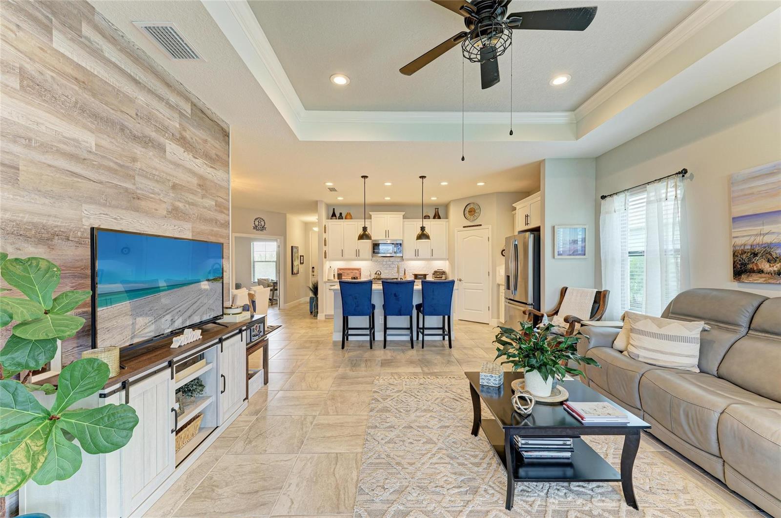 4625 CANOE CREEK AVE