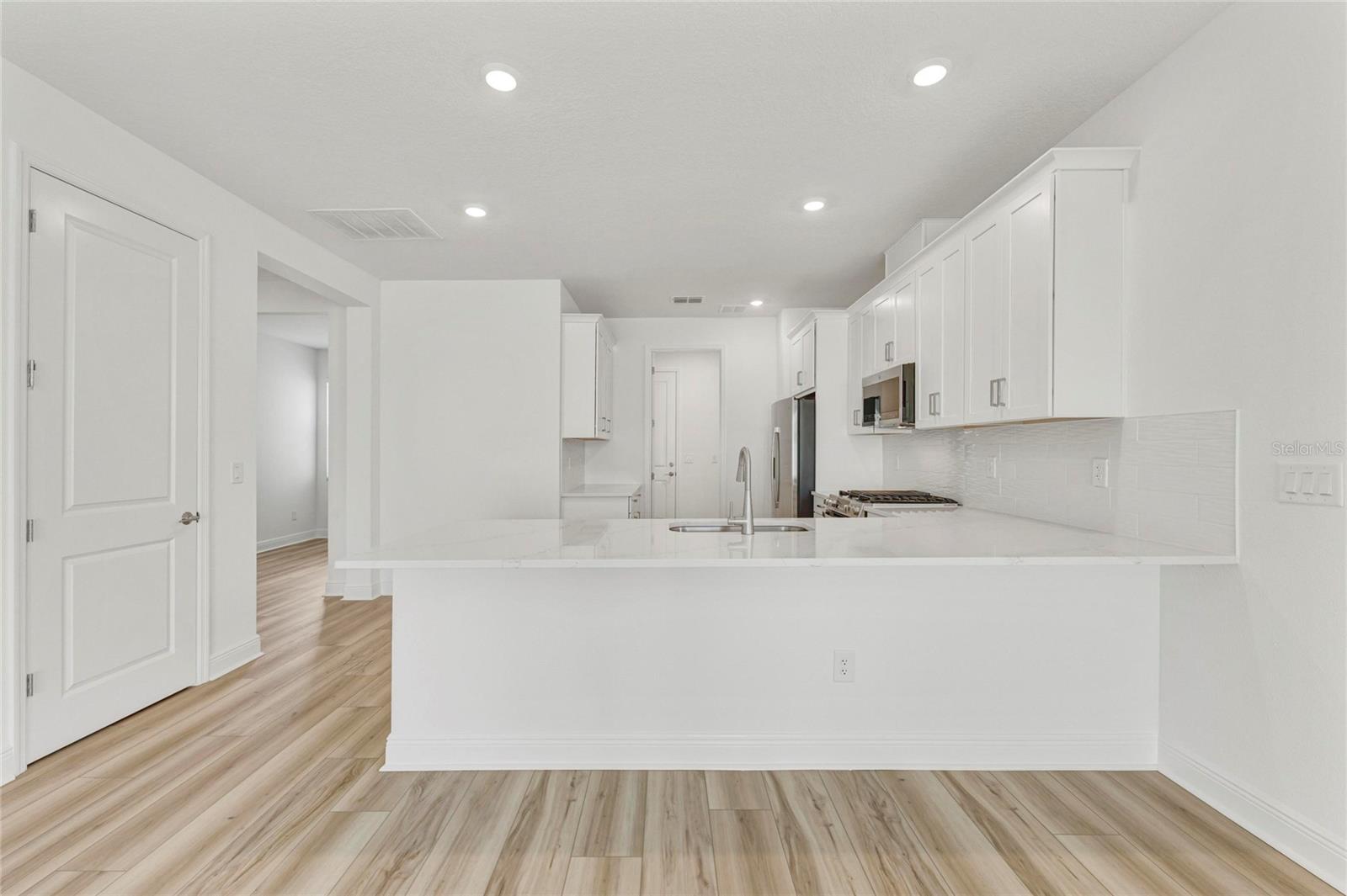 8212 CALLAHAN AVE