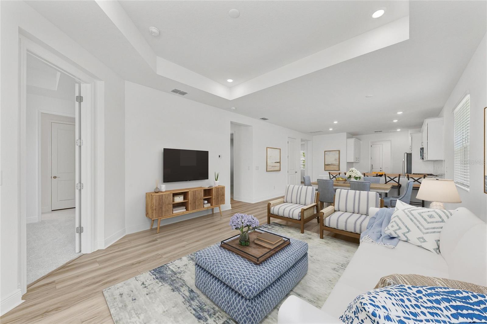 8212 CALLAHAN AVE
