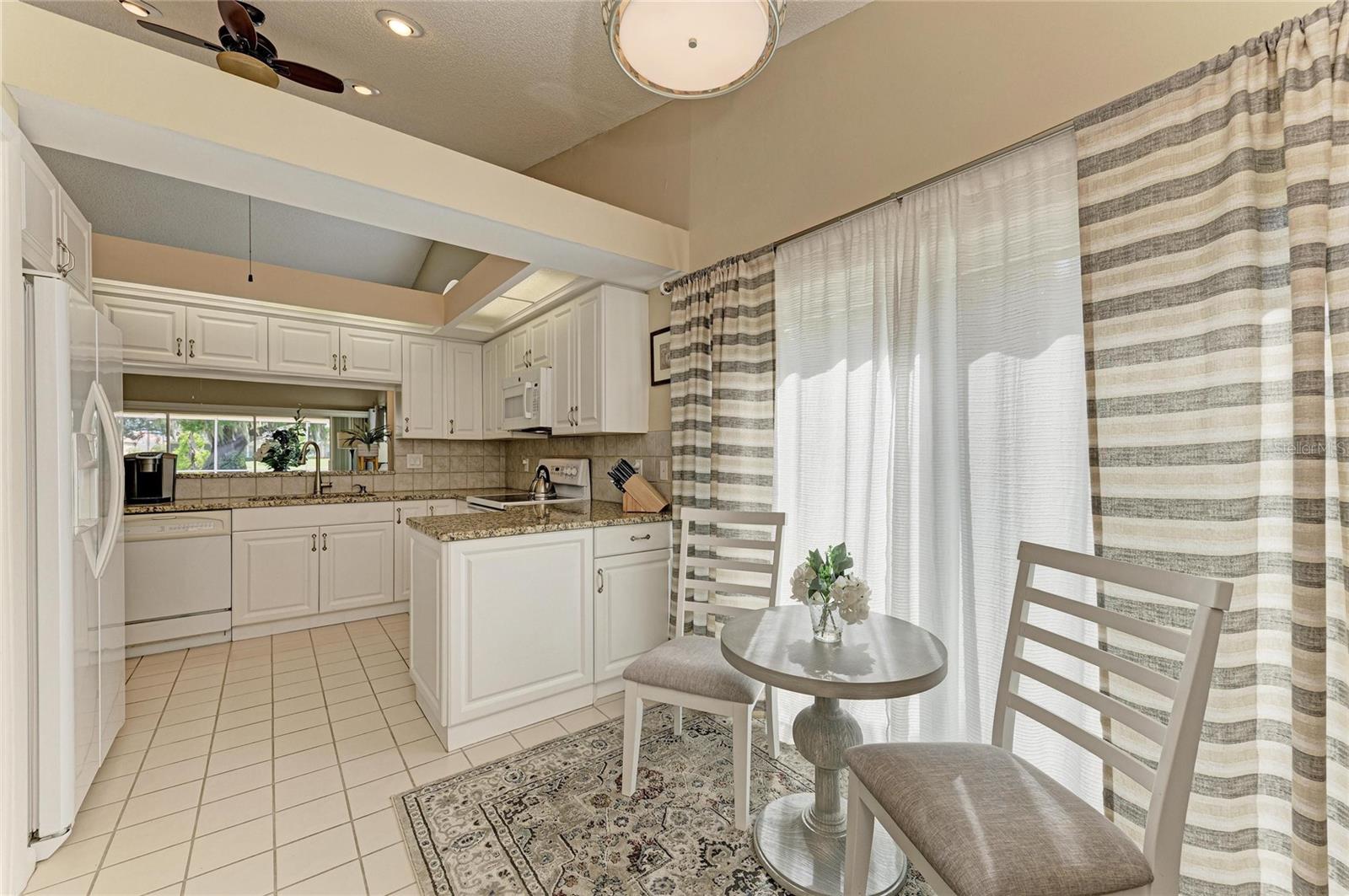 4909 CLUBVIEW CT E