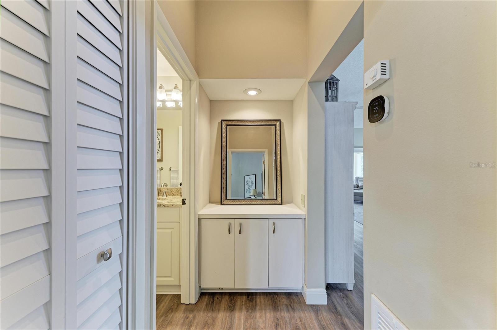 4909 CLUBVIEW CT E