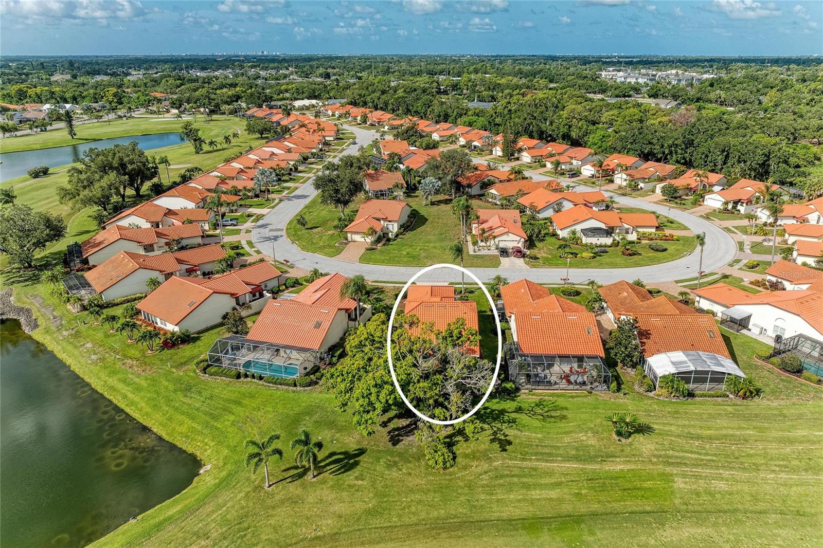 4909 CLUBVIEW CT E