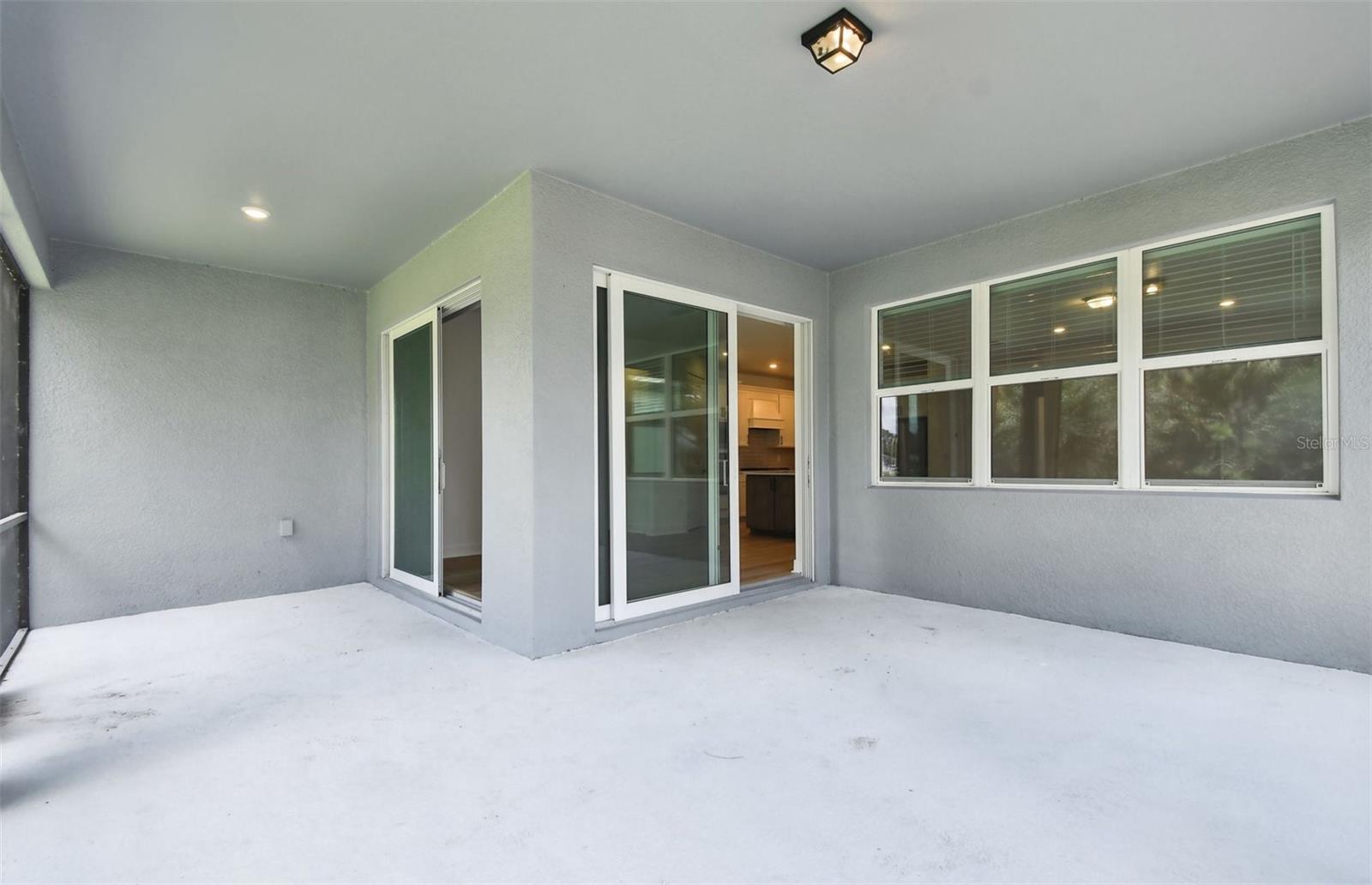 9368 BARRIER COAST TRL