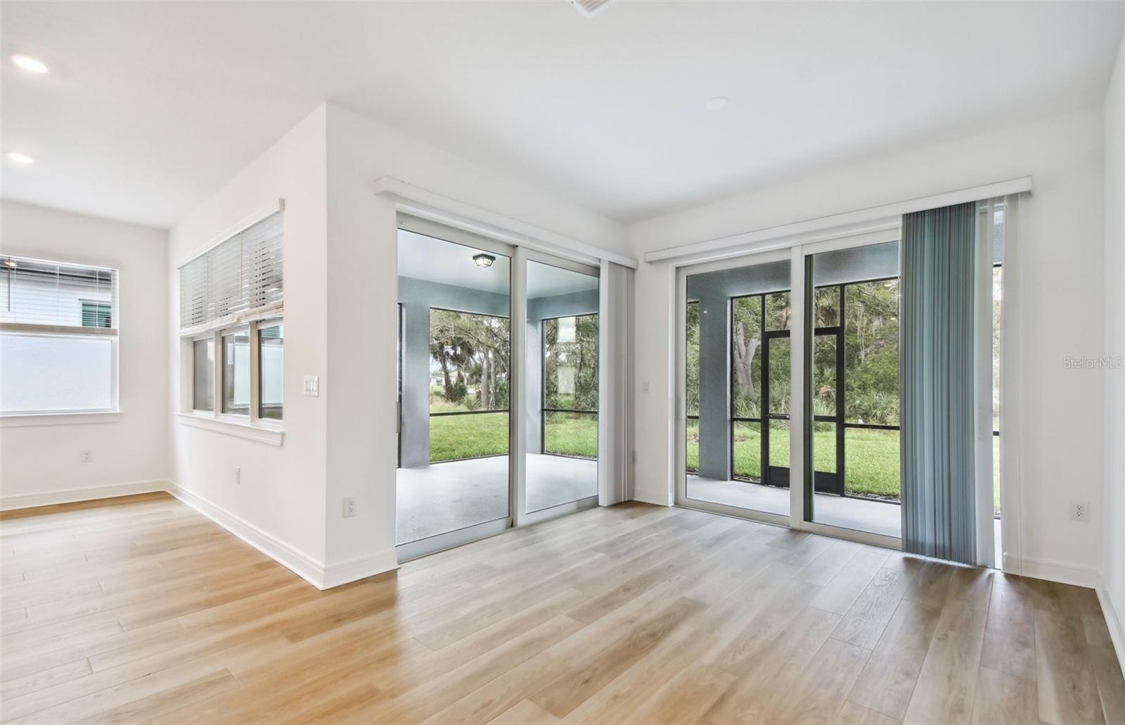 9368 BARRIER COAST TRL