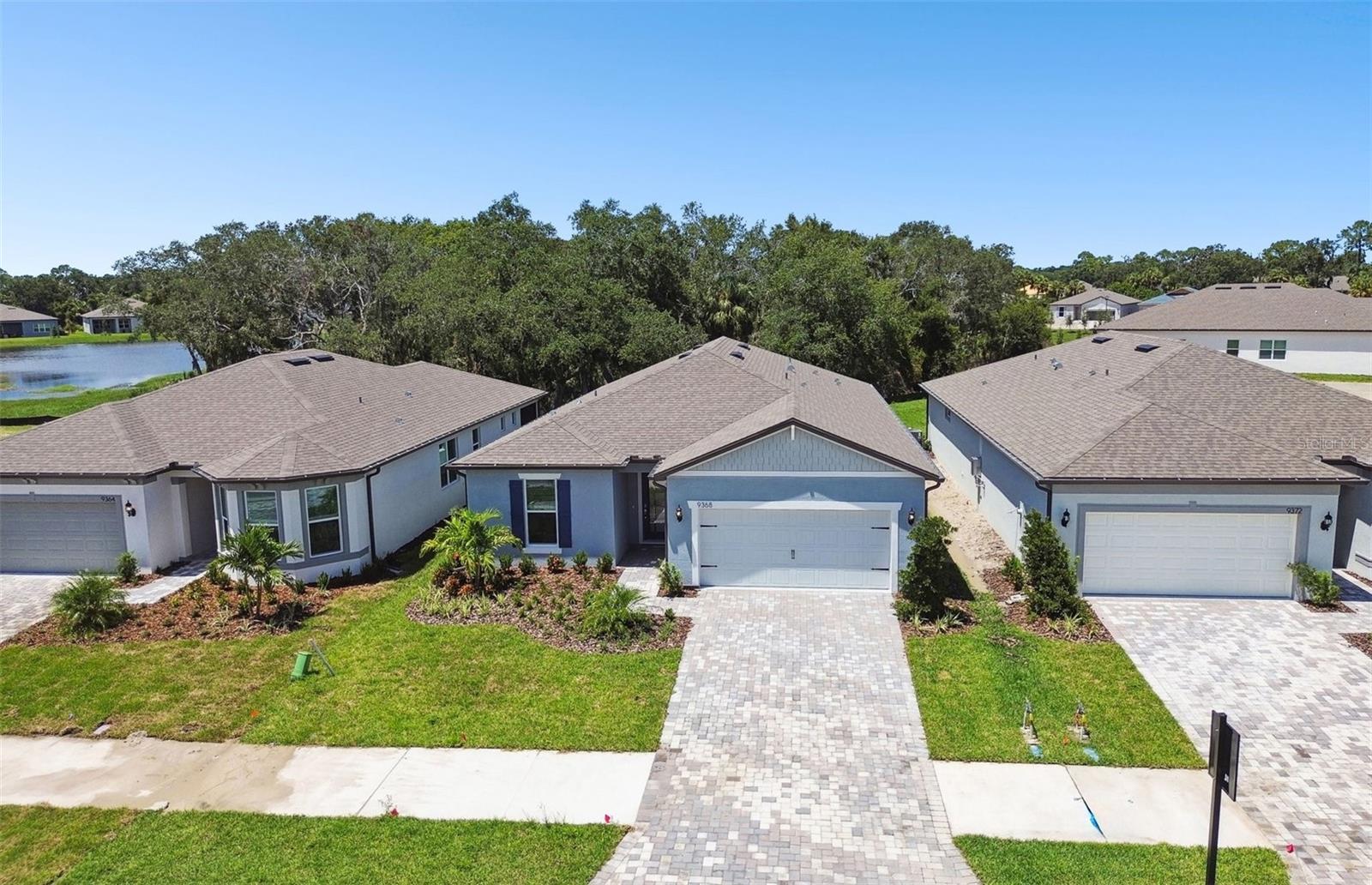 9368 BARRIER COAST TRL