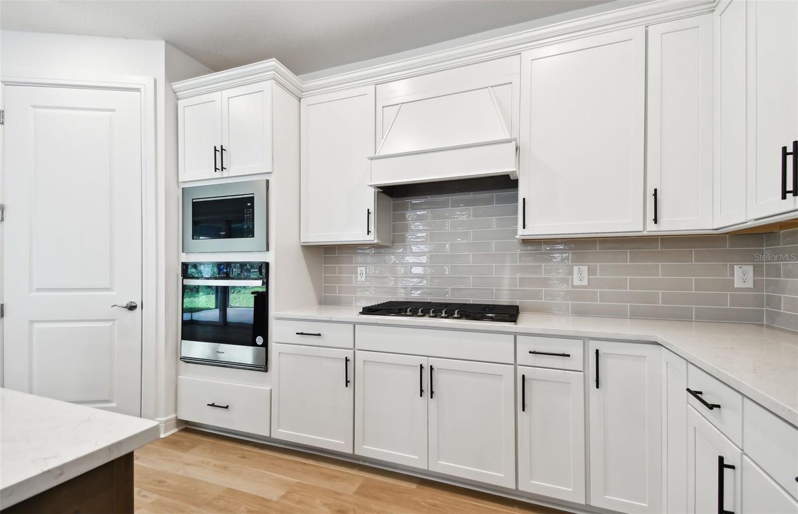 9368 BARRIER COAST TRL