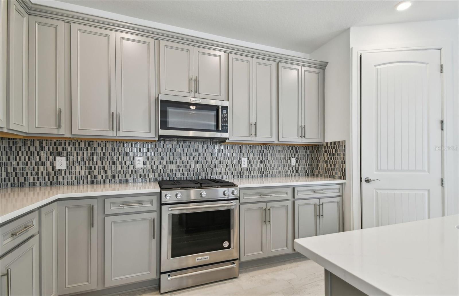 9369 BARRIER COAST TRL