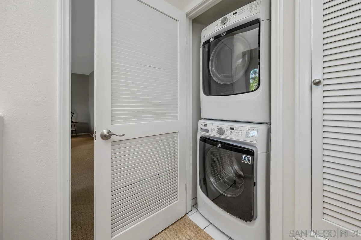 919 Agate Street Unit 5