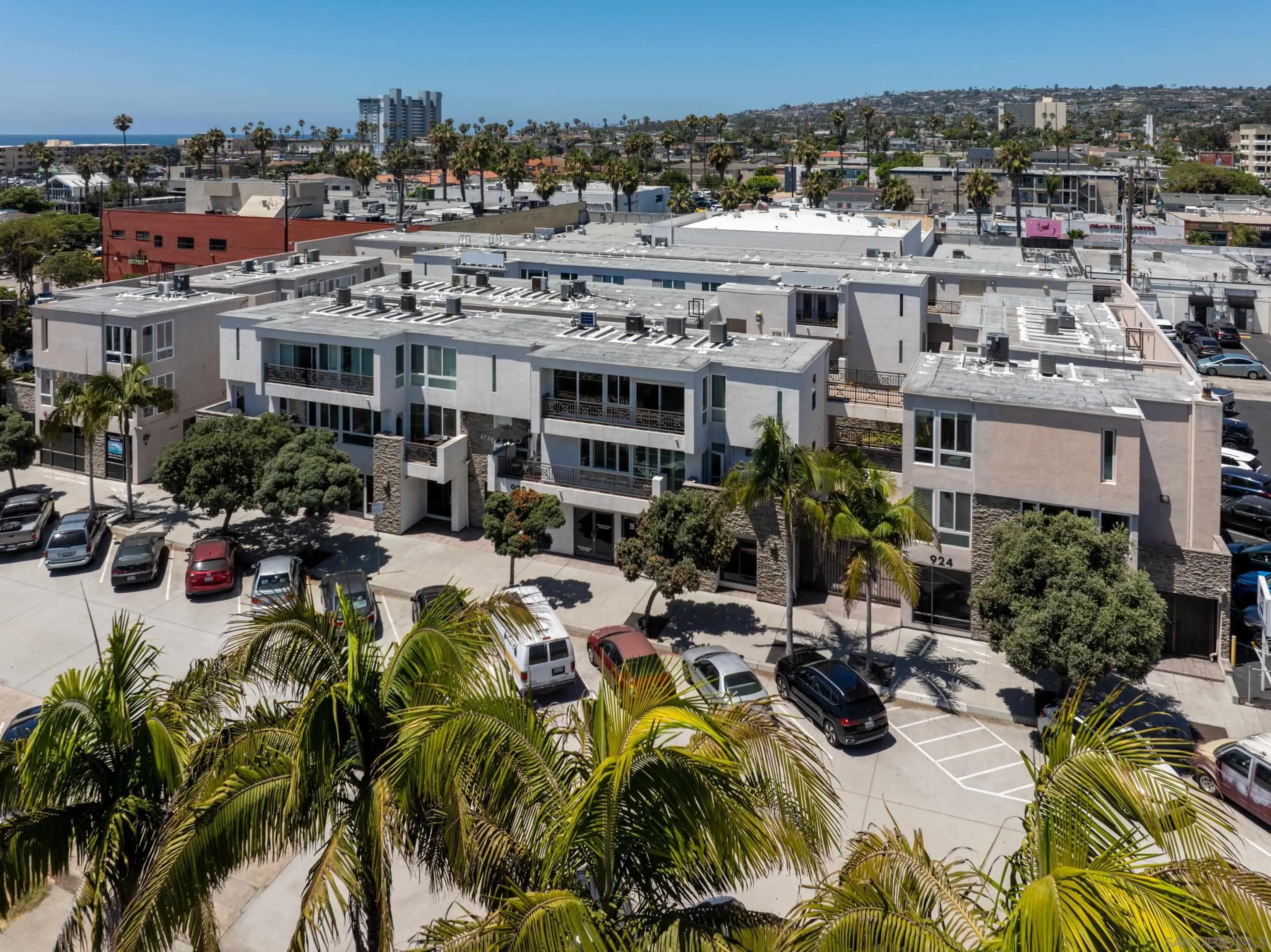 924 Hornblend Street
