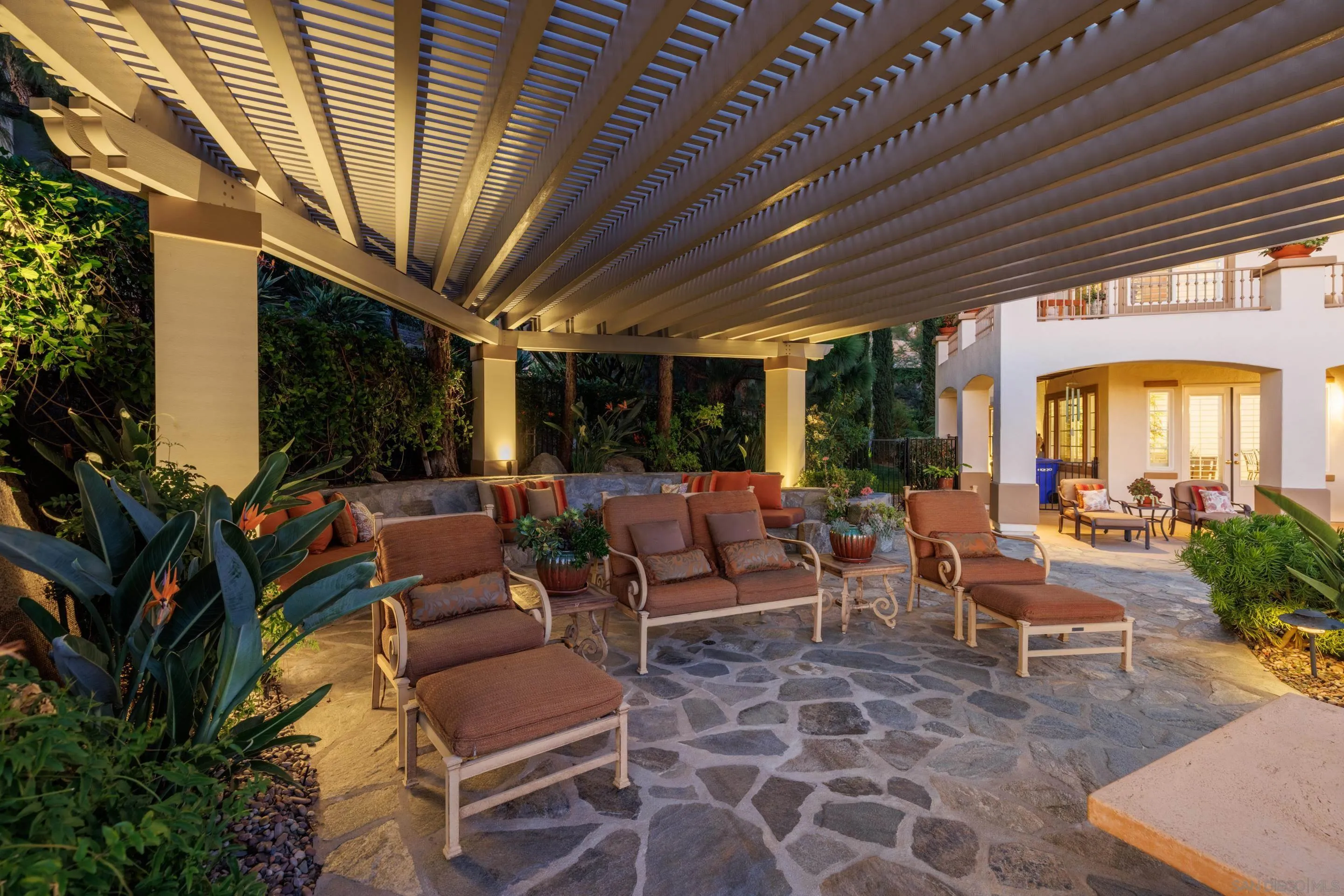 29166 Meadow Glen Way West