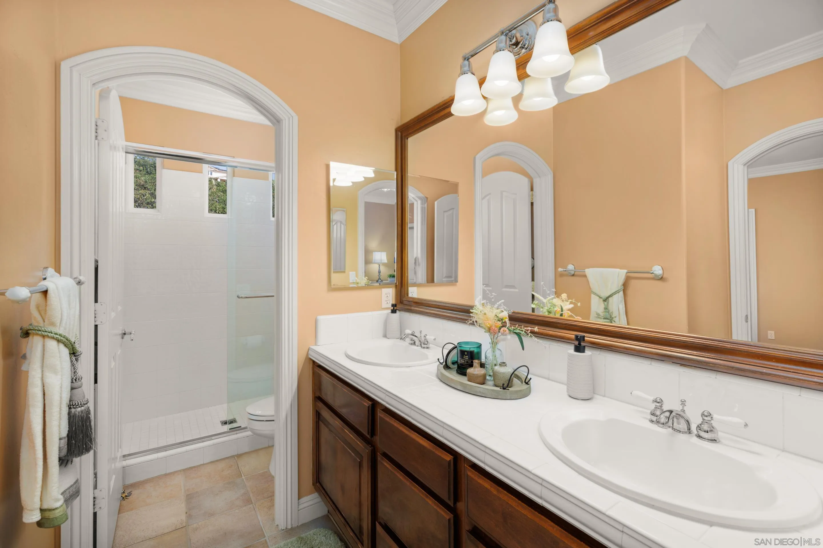 29166 Meadow Glen Way West