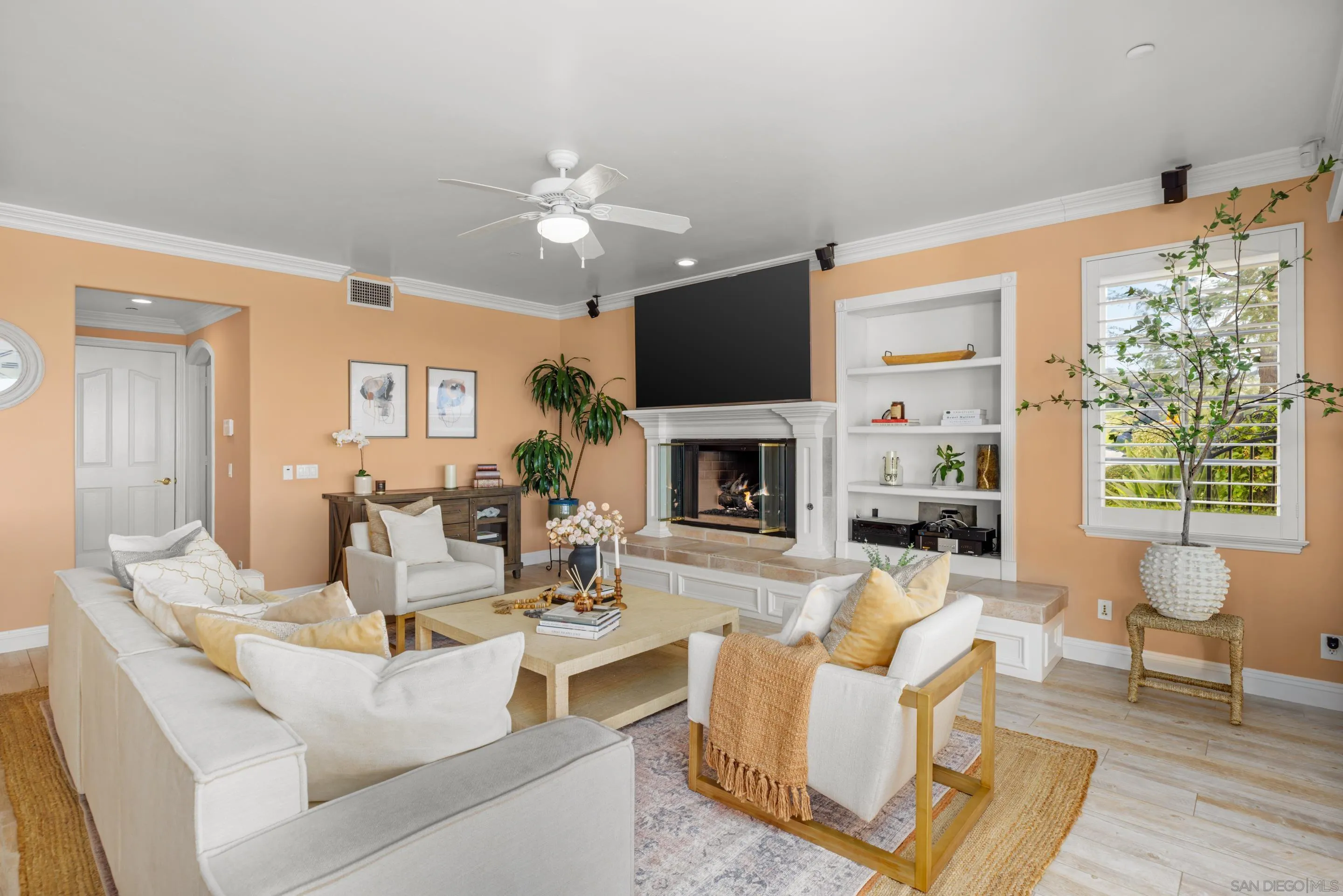 29166 Meadow Glen Way West