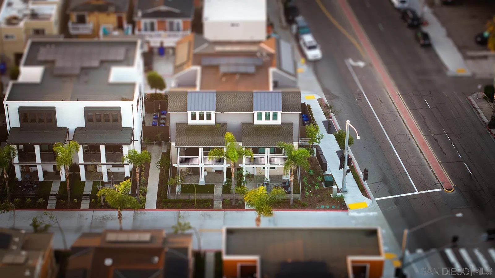 807 Santa Barbara Pl