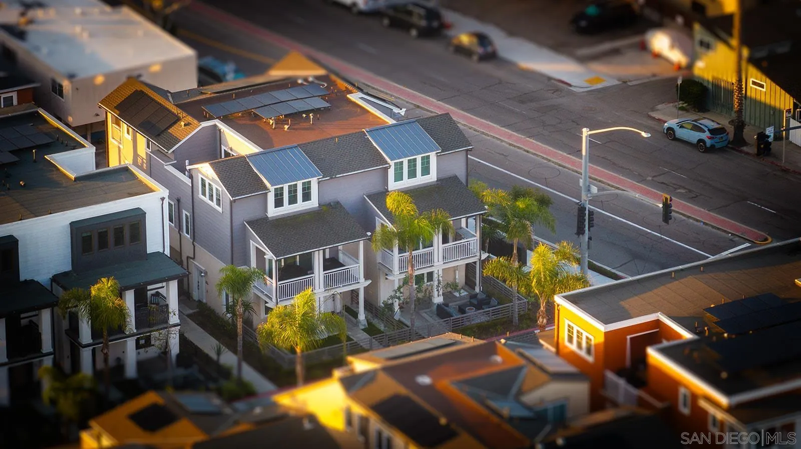 807 Santa Barbara Pl