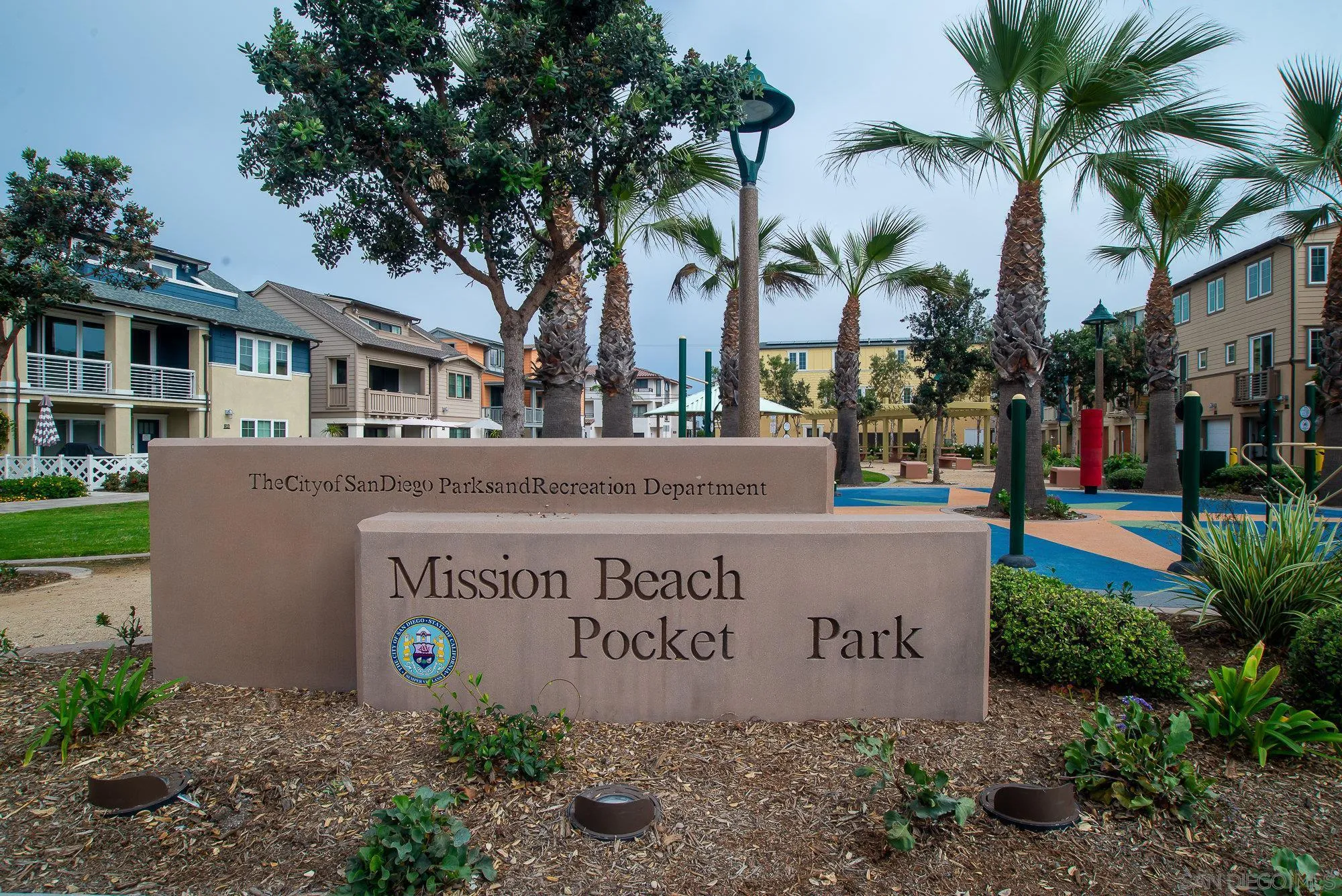 807 Santa Barbara Pl