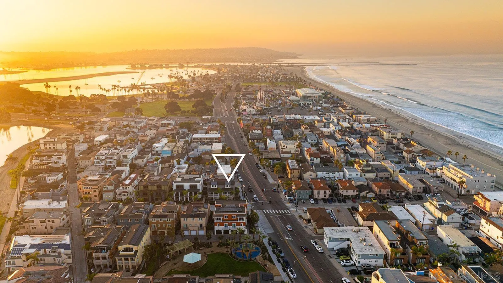 807 Santa Barbara Pl