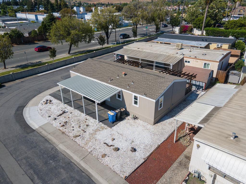 120 Dixon Landing RD 182