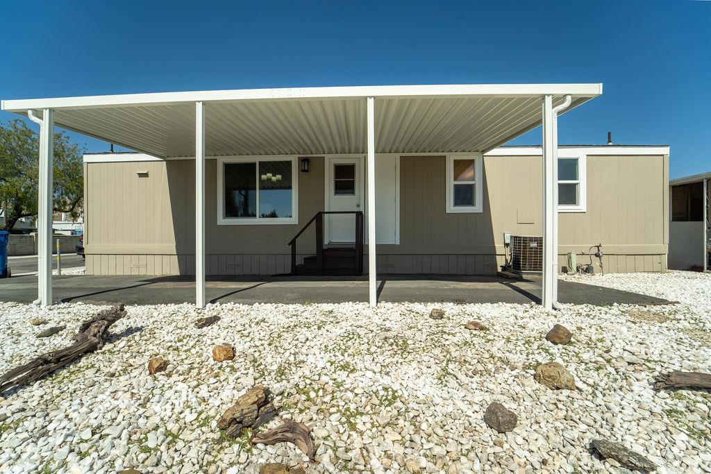 120 Dixon Landing RD 182