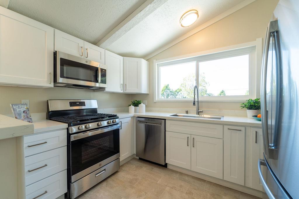 120 Dixon Landing RD 182