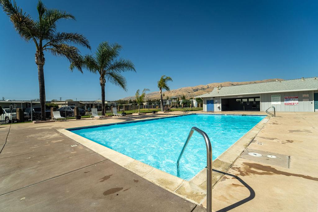 120 Dixon Landing RD 182